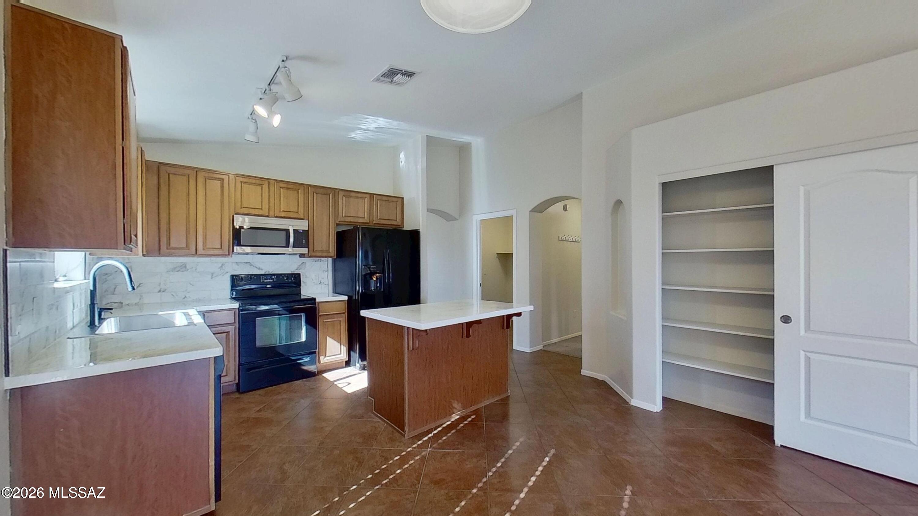 Empire Heights (1-241) - Residential