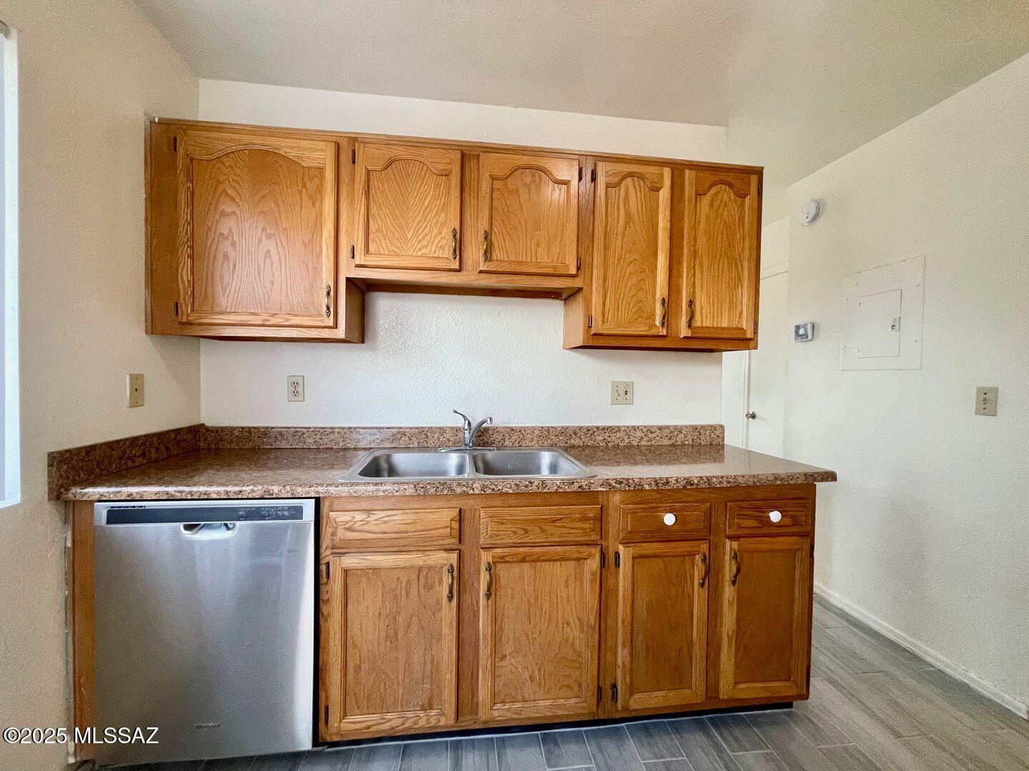 Bronx Park Addition - Residential Income