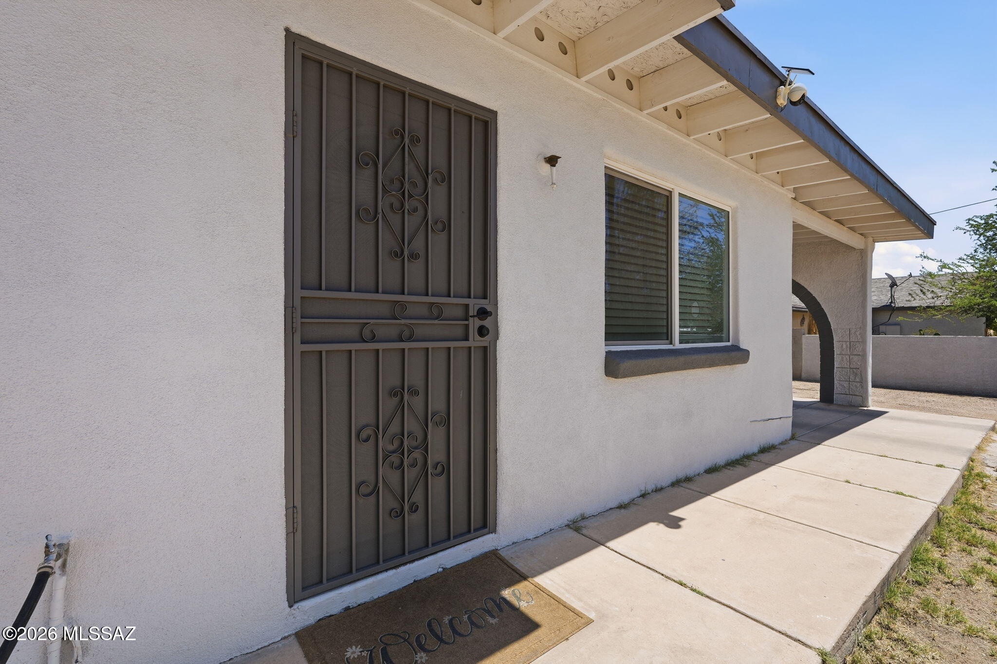1738 W Pueblo Vista Boulevard