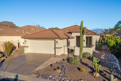Photo of 5374 W Winding Desert Drive, Marana, AZ 85658 (MLS # 22623117)
