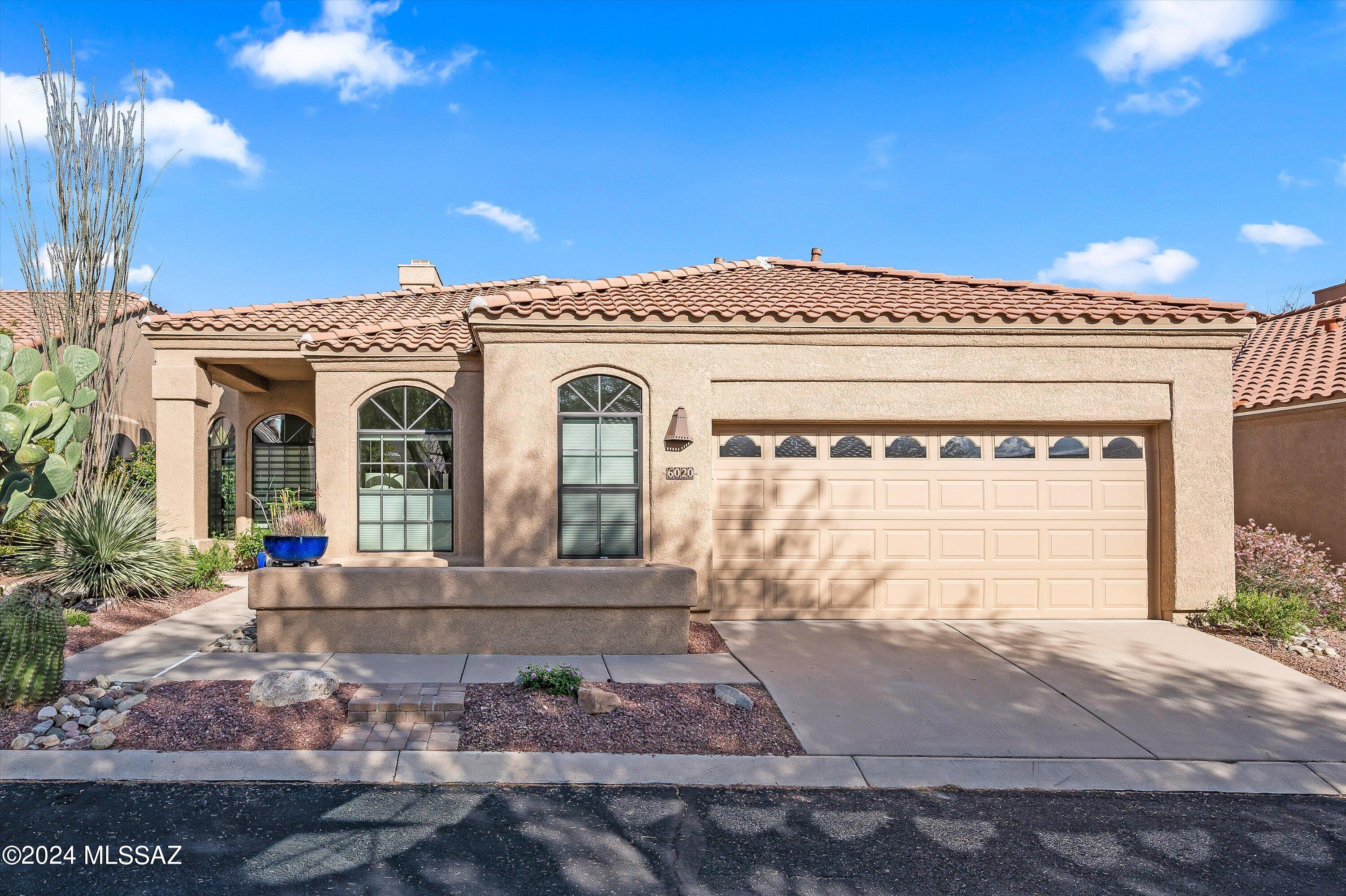 Ventana Canyon Golf Villas - Residential