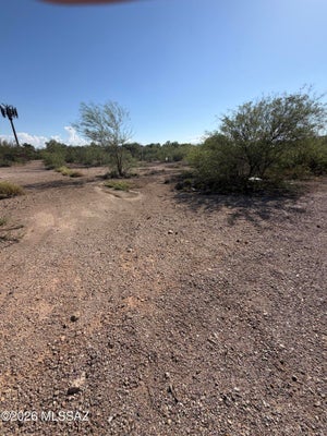 2555 W DREXEL RD, TUCSON, AZ 85746 - Image ee7a182dee8e9ddc1531a02eb03bbeb4/1178098685