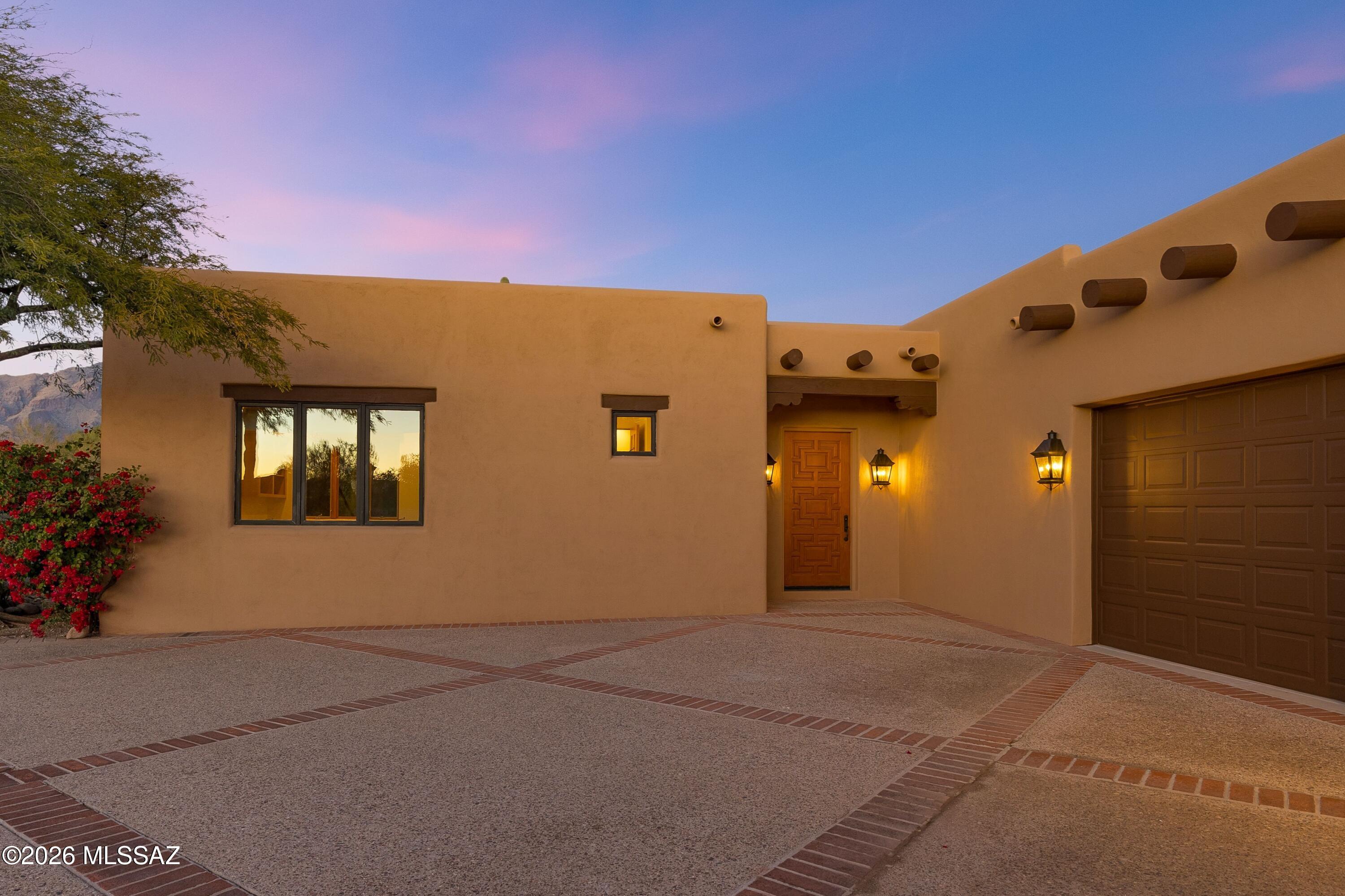 La Puerta On Hacienda Del Sol (1-10) - Residential