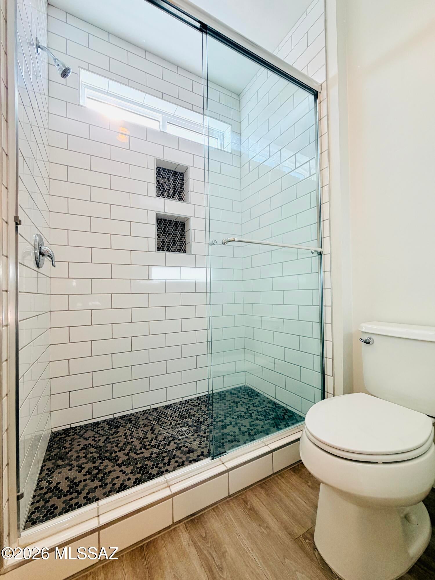 Camino Modern SQ20180120608 - Residential Lease