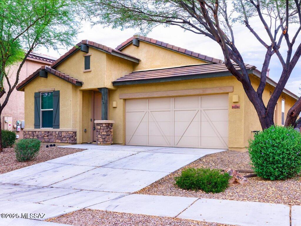 14261 E Via Cerro Del Molino