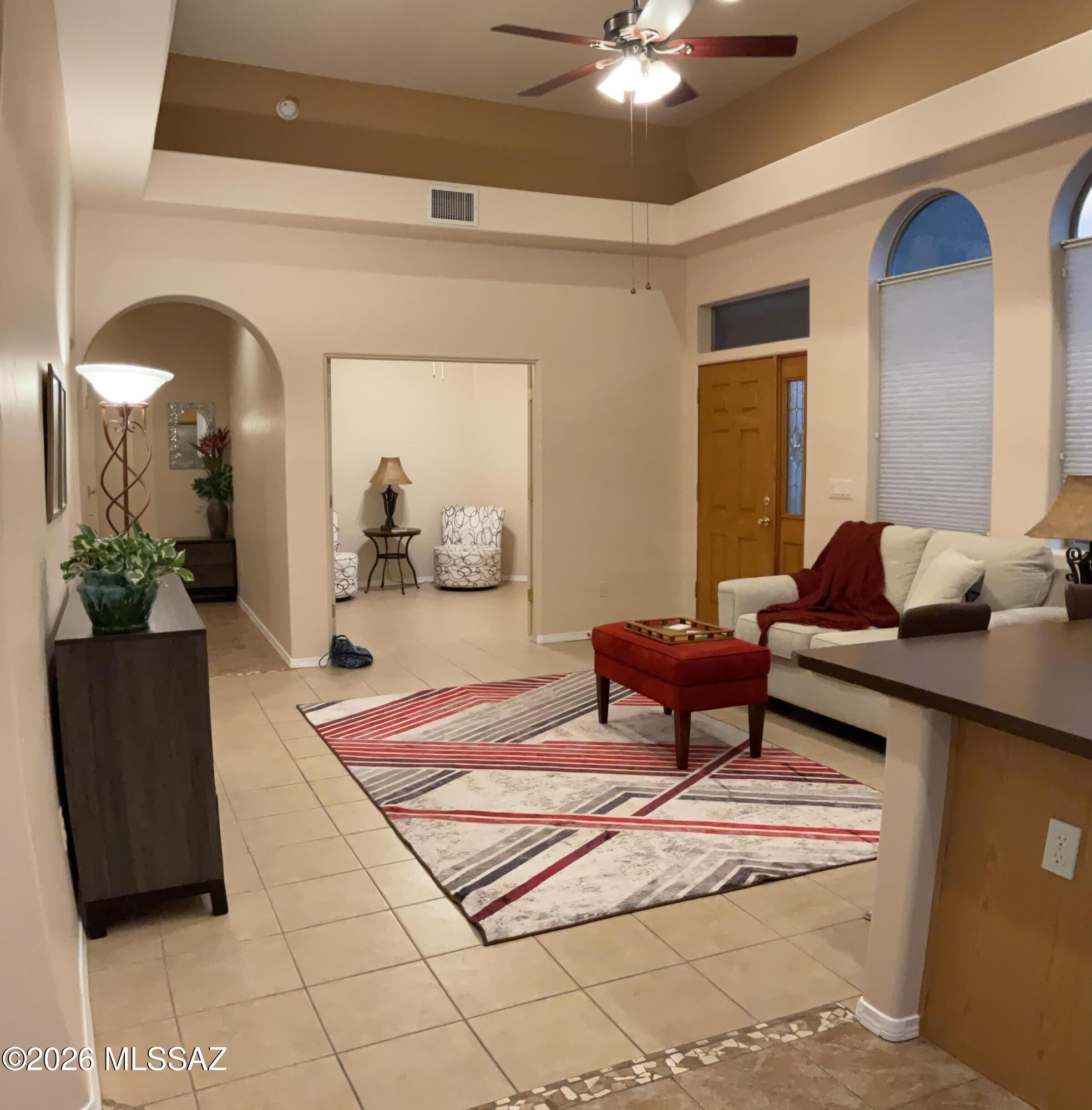 5702 W Treasure Cove Loop