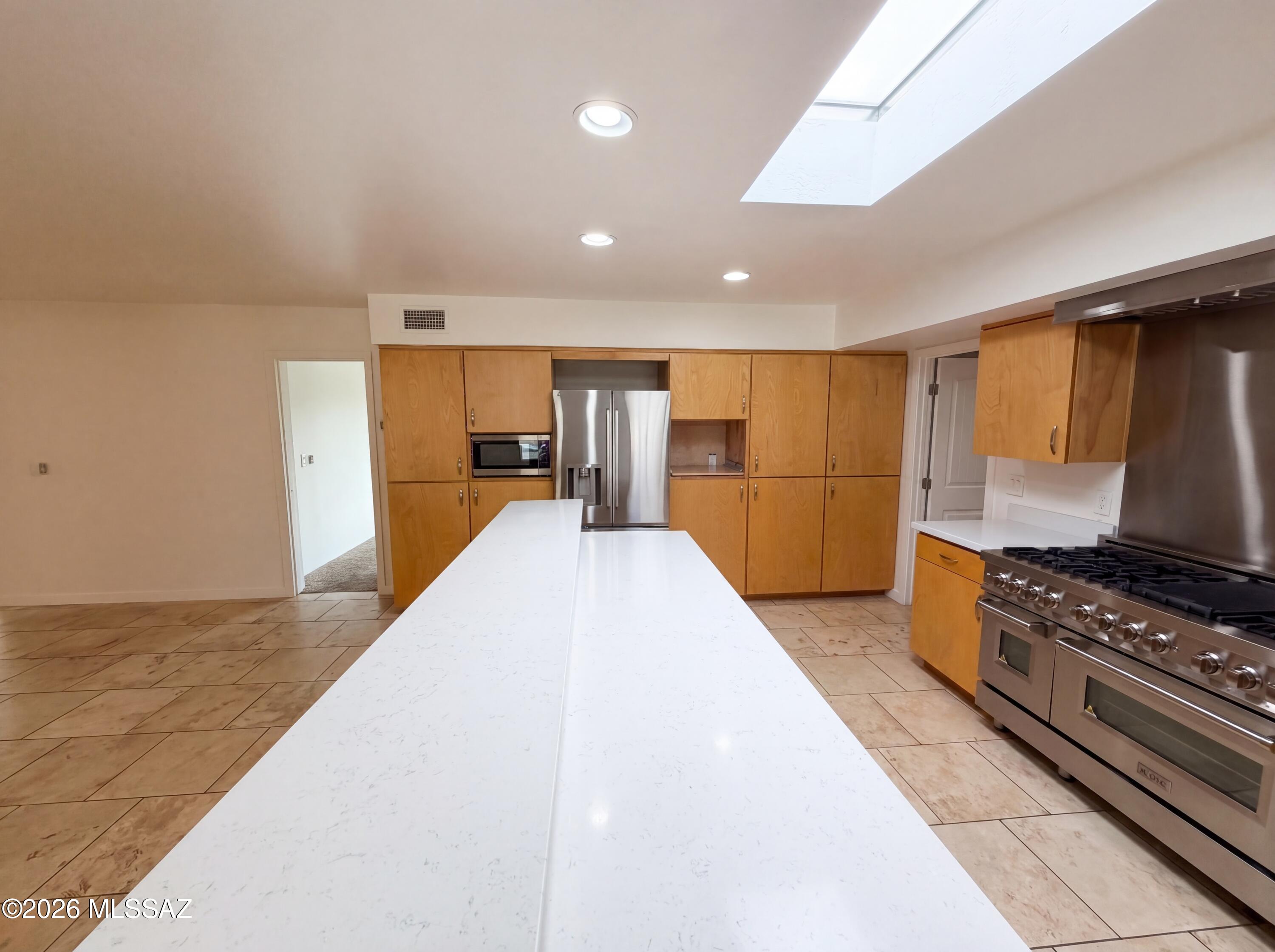 6211 E Paseo Tierra Alta