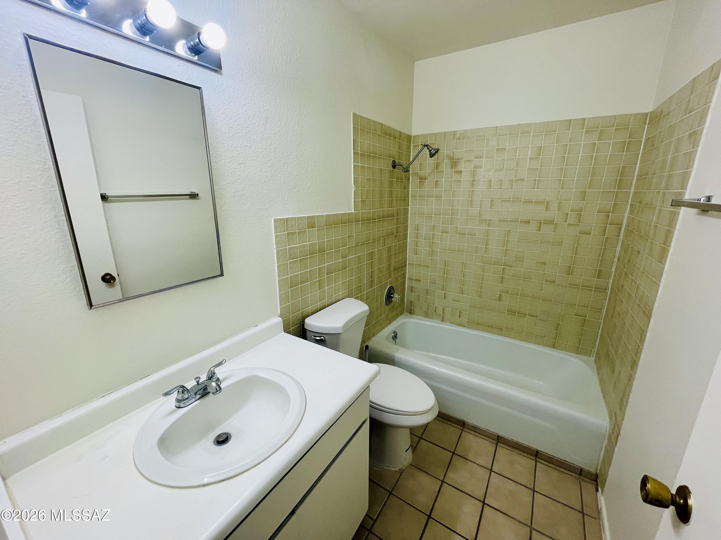 Richland Terr Condos - Residential Lease