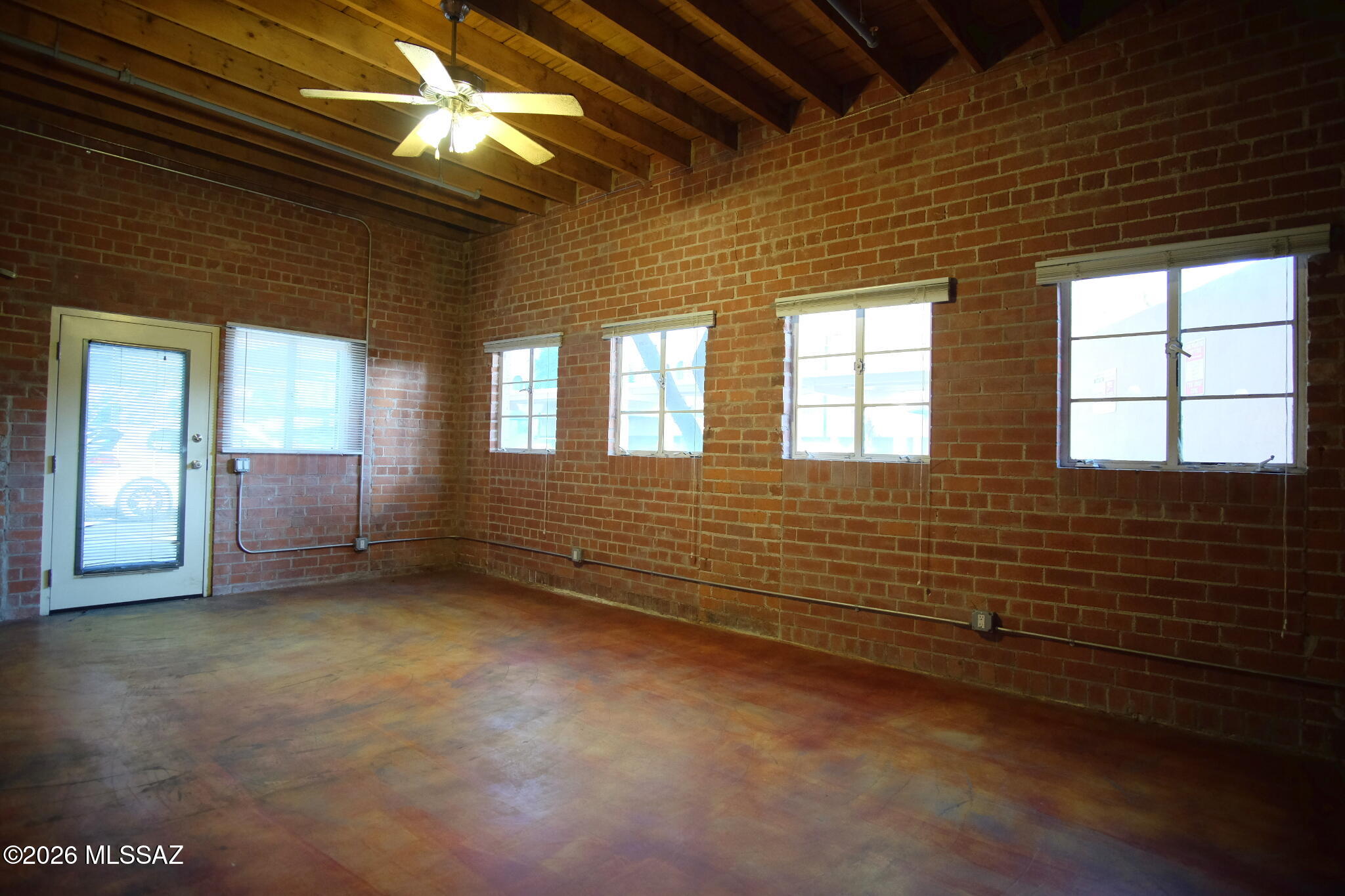 420 S 6th Avenue 104