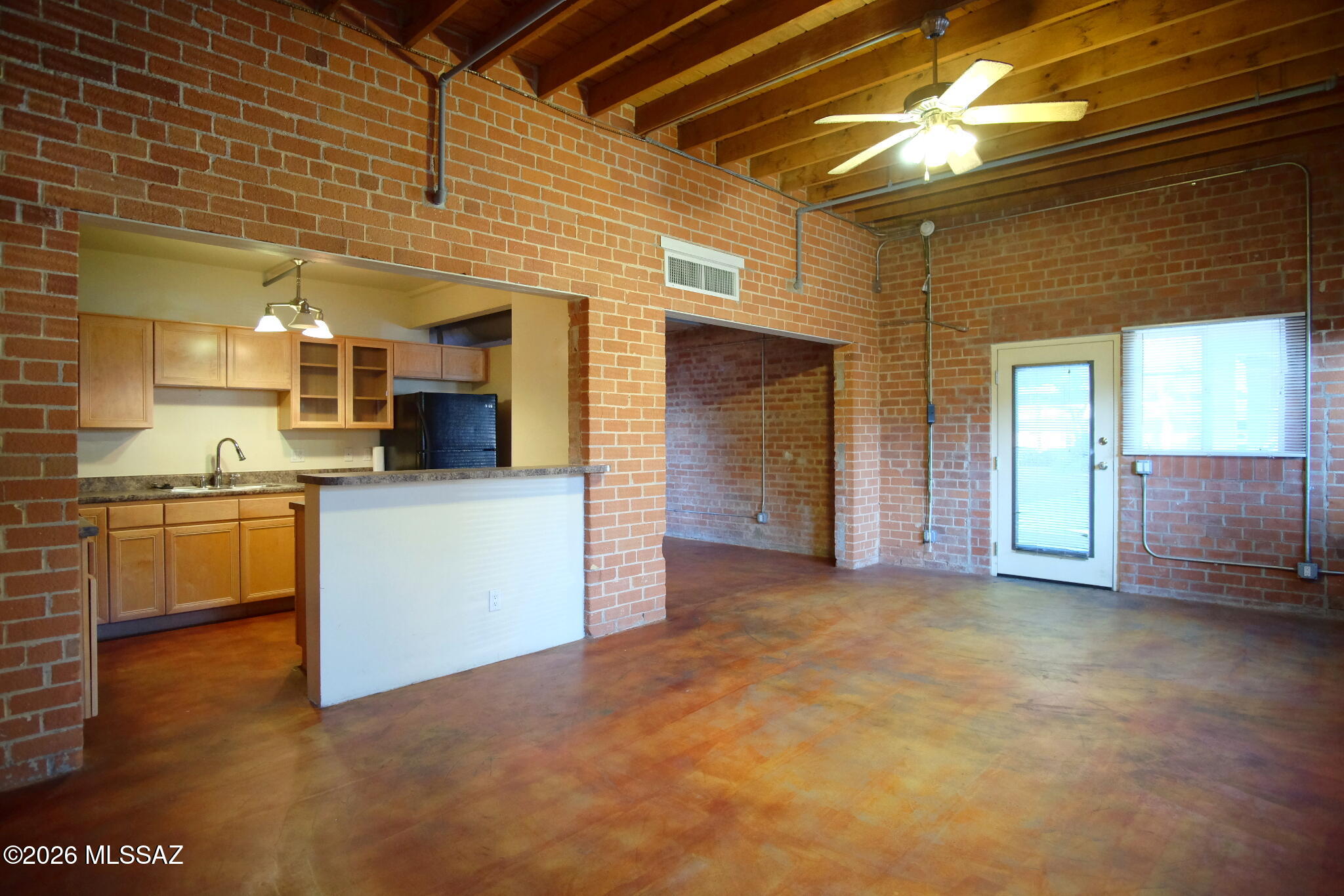 420 S 6th Avenue 104