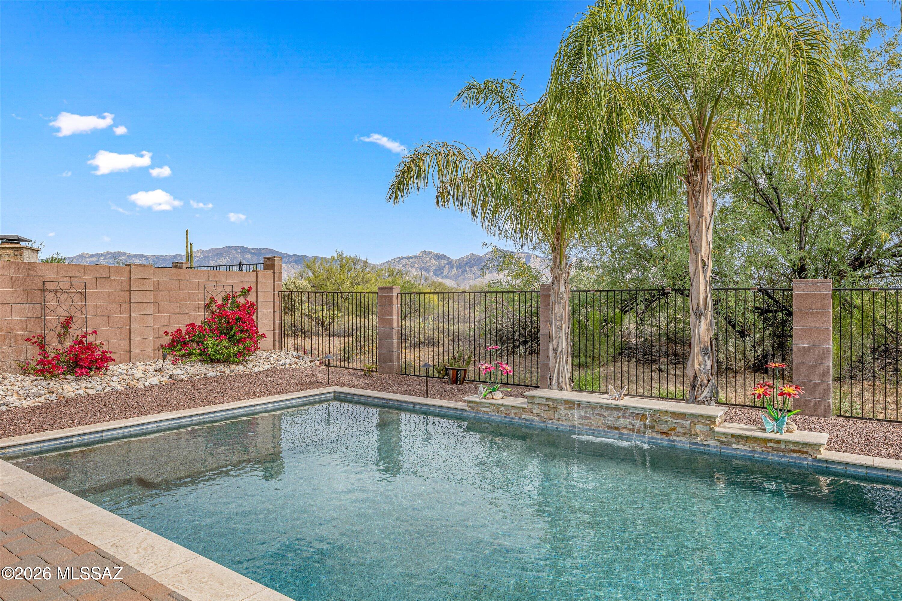 12472 N Paseo Penuela