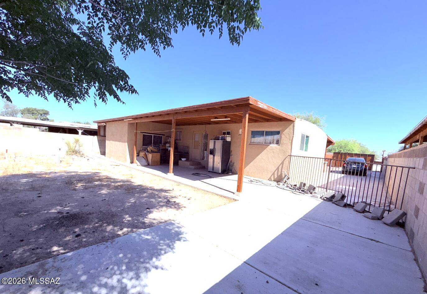 Los Ranchitos Number 7 - Residential
