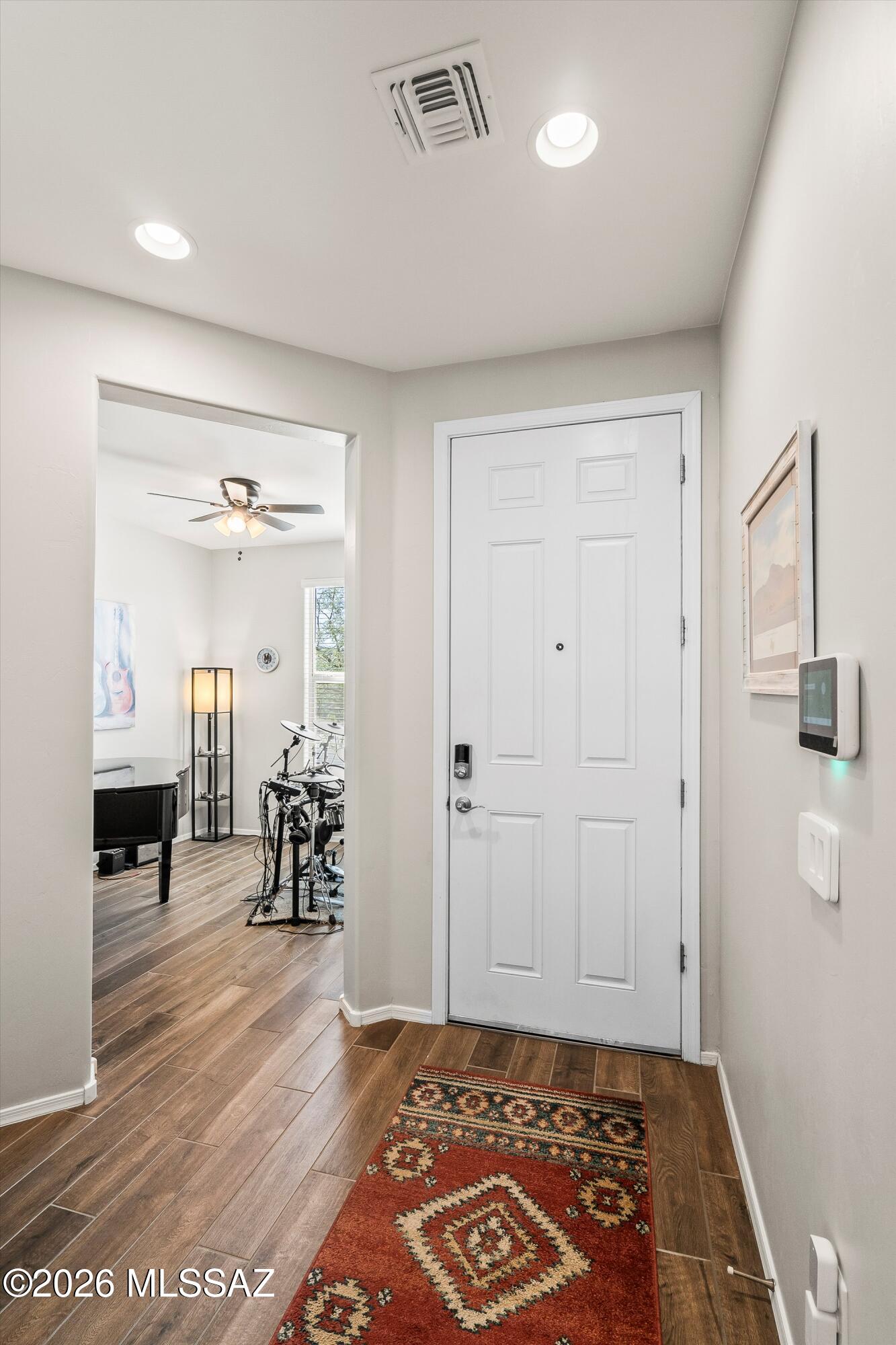 11825 E Becker Drive