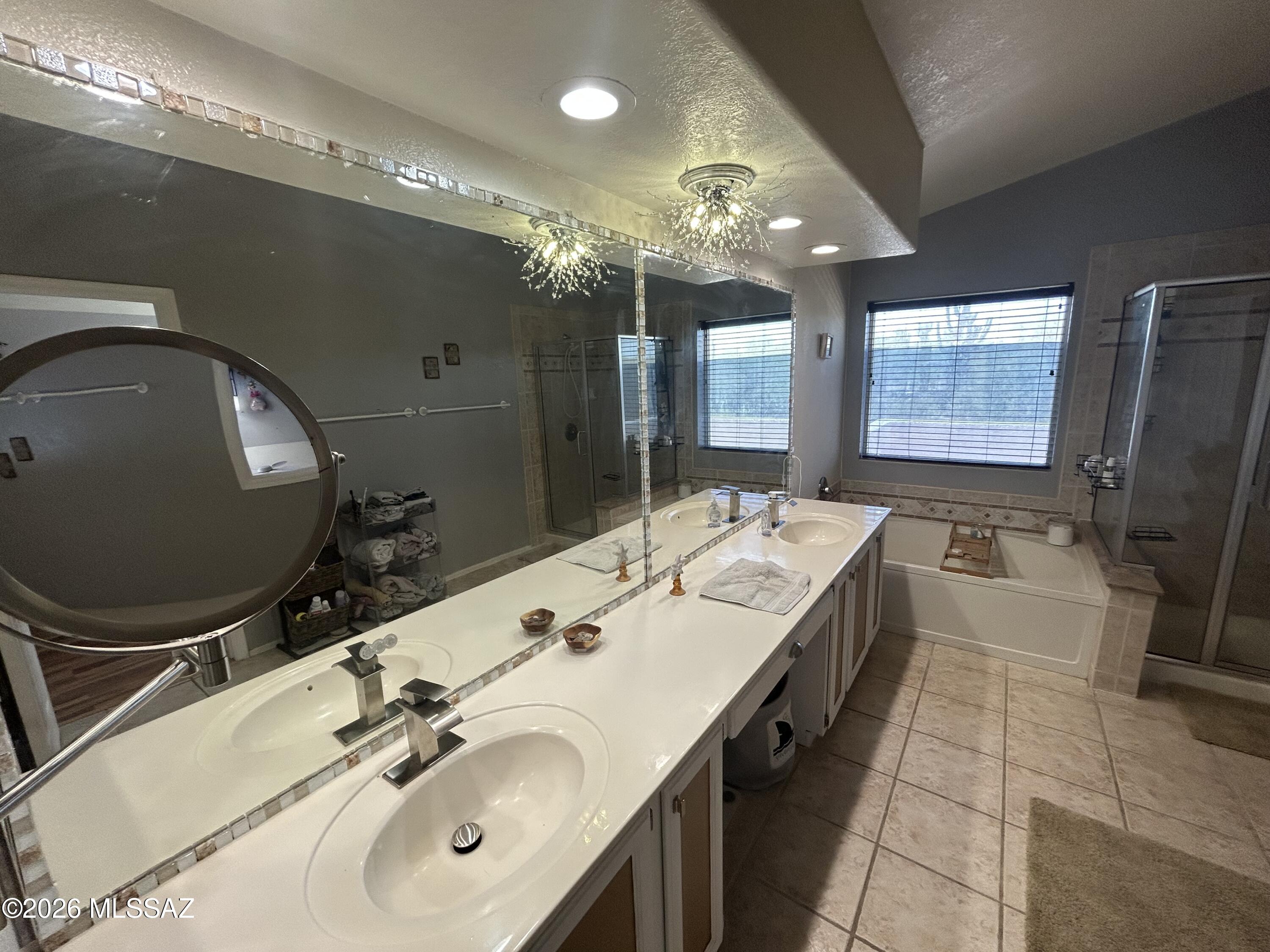 Bristol Park Resubdivision (1-83) - Residential