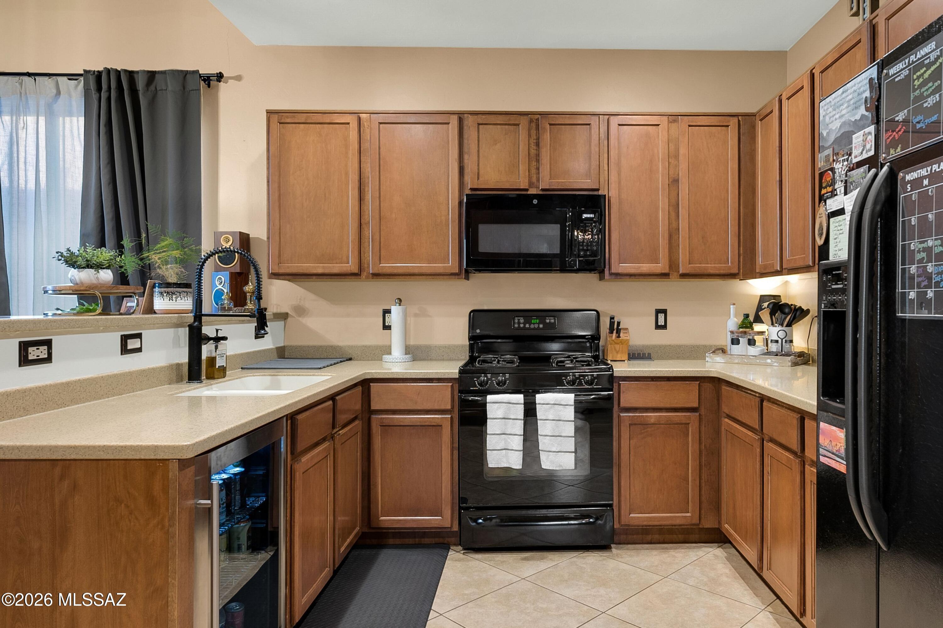 253 E Forrest Feezor Street