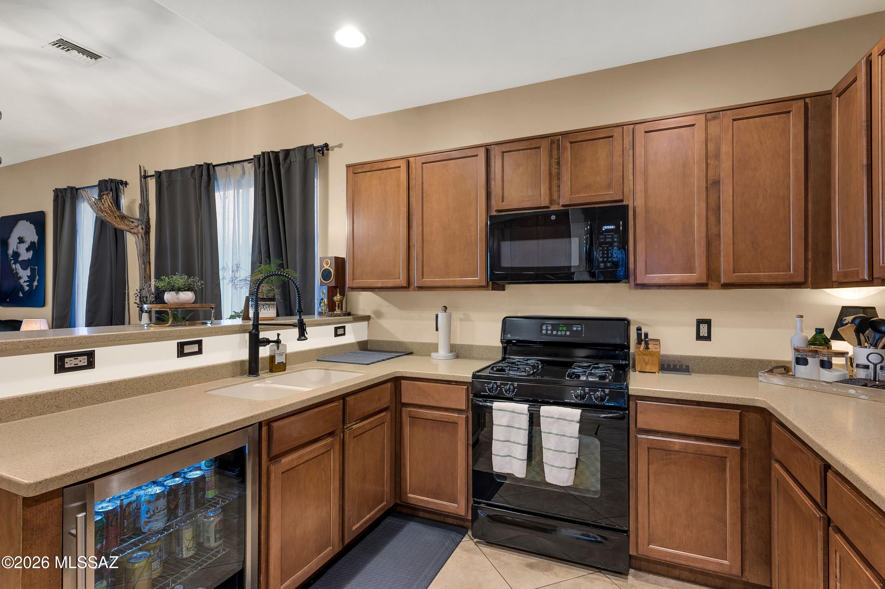 253 E Forrest Feezor Street