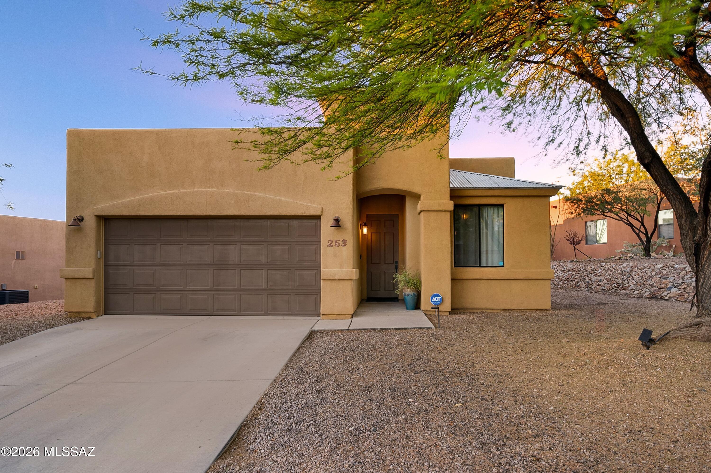 253 E Forrest Feezor Street