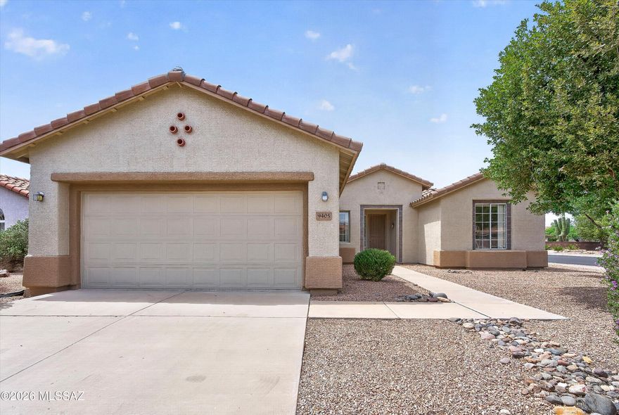 Across the street from everything the Sunflower Del Webb community has to offer. Sports courts, fitness room, Community Center and park, pool and spa as well as Bocce. This popular San Marcos floor is ready for you to make your own. Hobby room and den combine to make plenty of space for work and play. 1619 Sq Ft. with a 2 bedroom, 2 bath, plan makes it ideal for company. Brand new roof under-layment with transferable 5 year warranty; fresh paint inside and out, screened in patio, all on a corner lot. Priced to allow for upgrades.