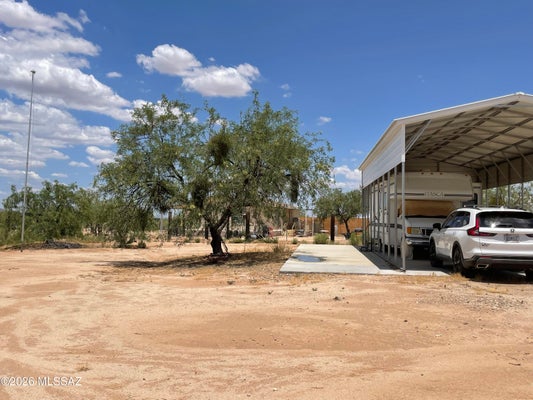 8535 S MARSTELLAR RD, TUCSON, AZ 85736 - Image effe4c7e65d72d3f1ee9db28669c0844/900097058
