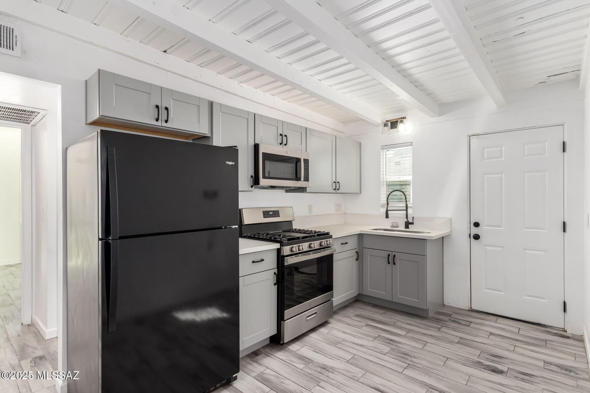 Riverside Park - Residential Income