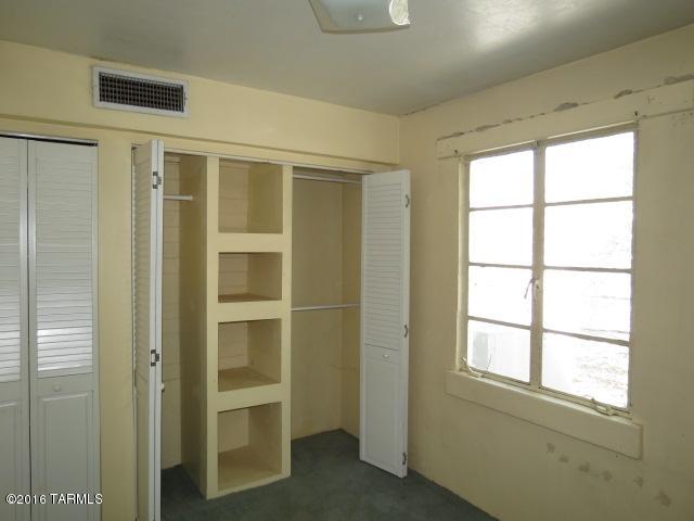 Shamrock Manor (1-121) - Residential