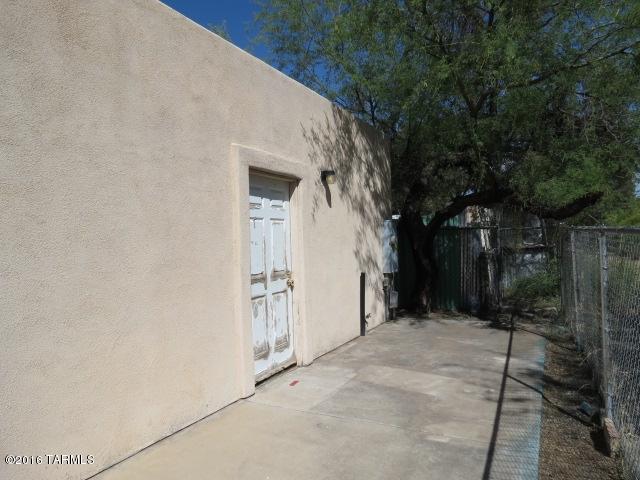 Shamrock Manor (1-121) - Residential