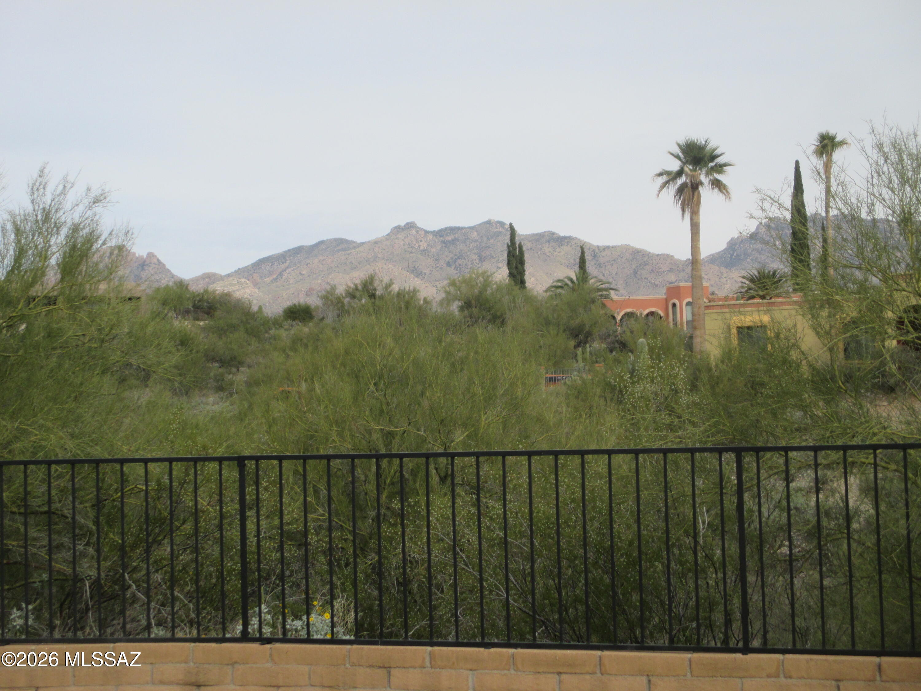 4505 N Heatherwood Place