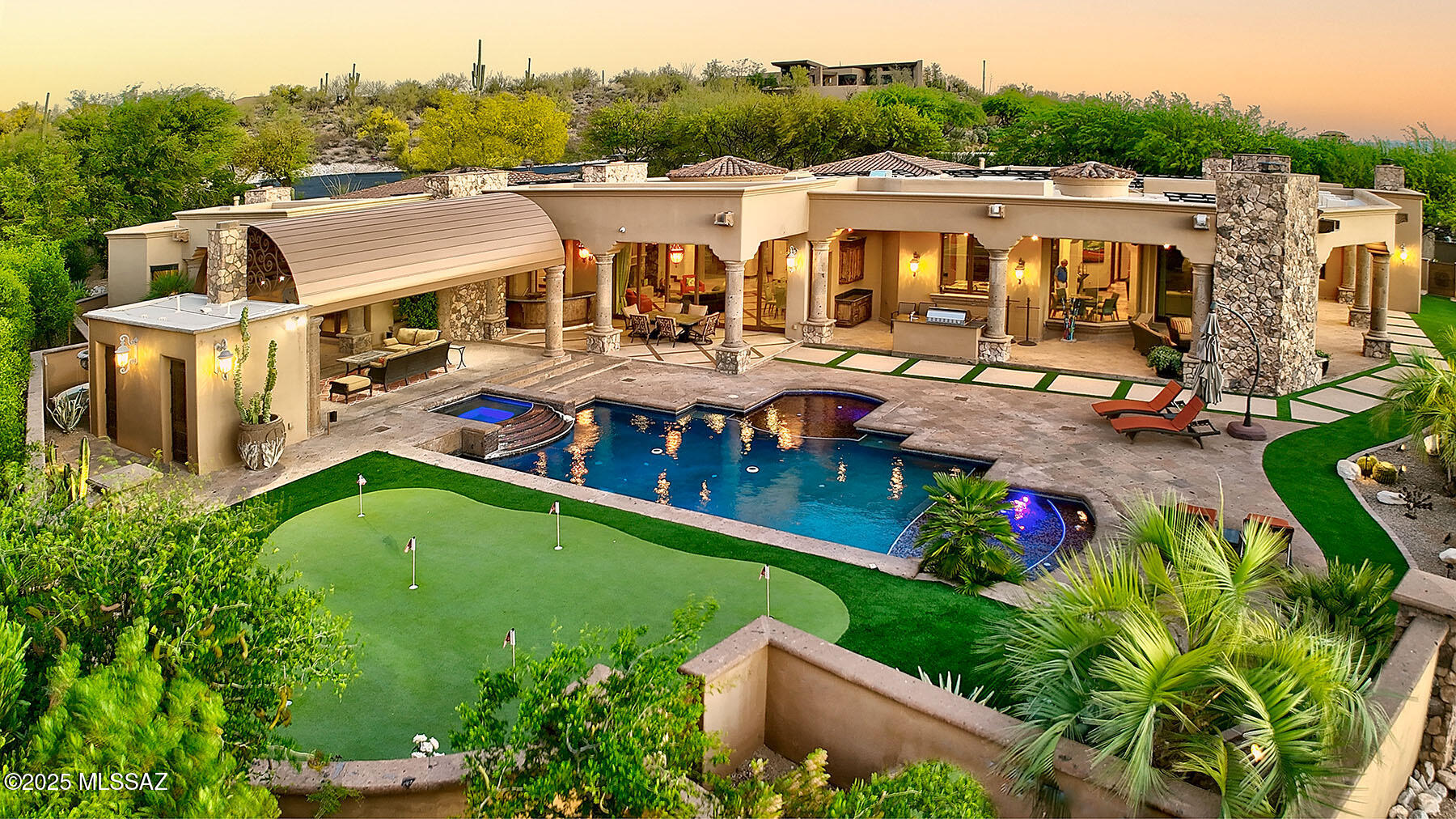 6015 N Camino Preciado