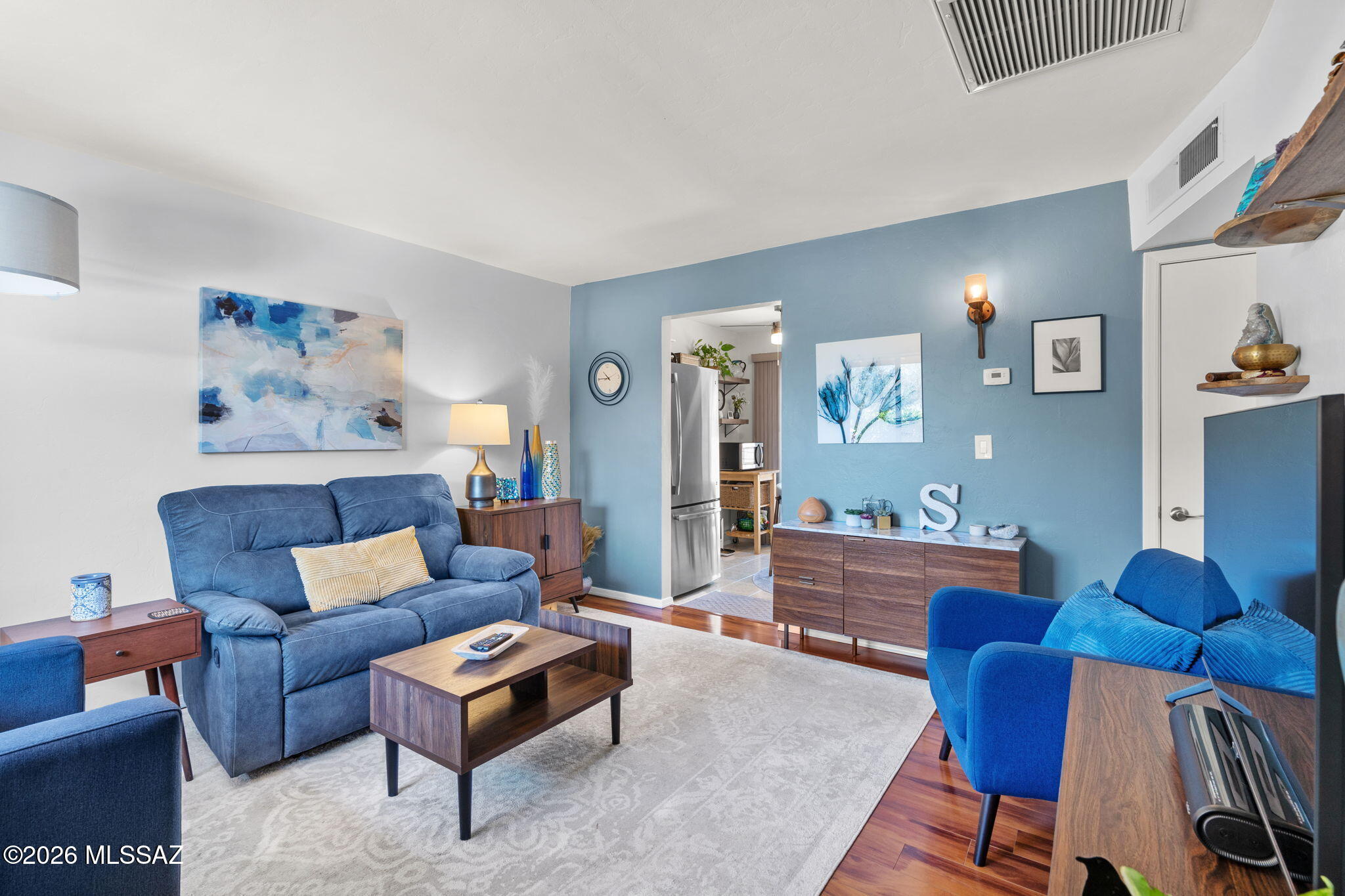350 N Silverbell