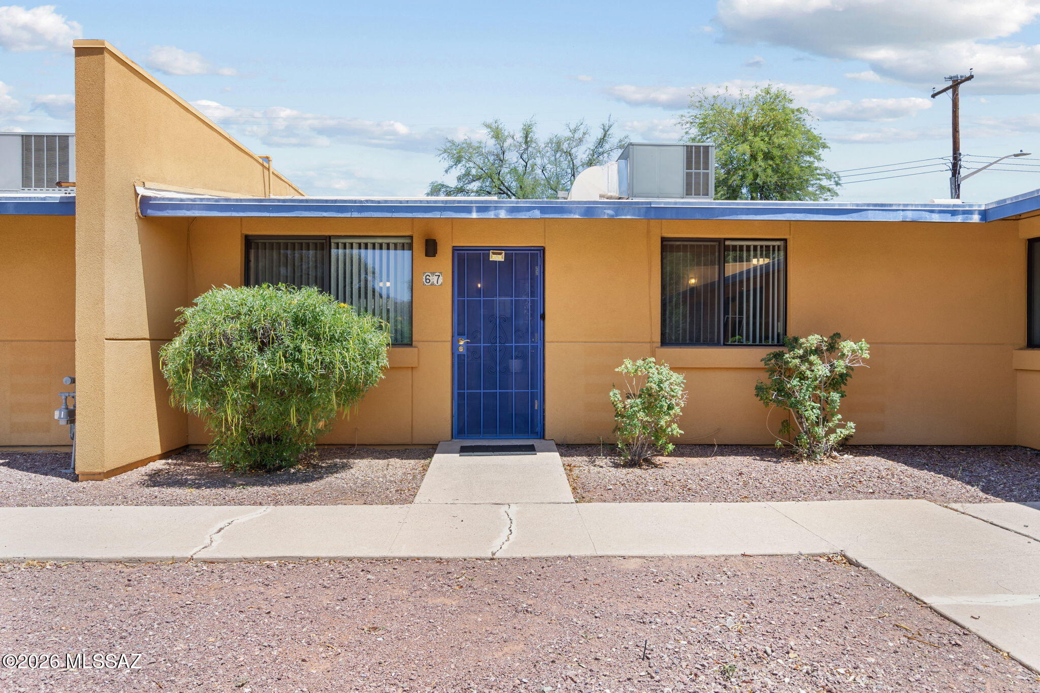 350 N Silverbell