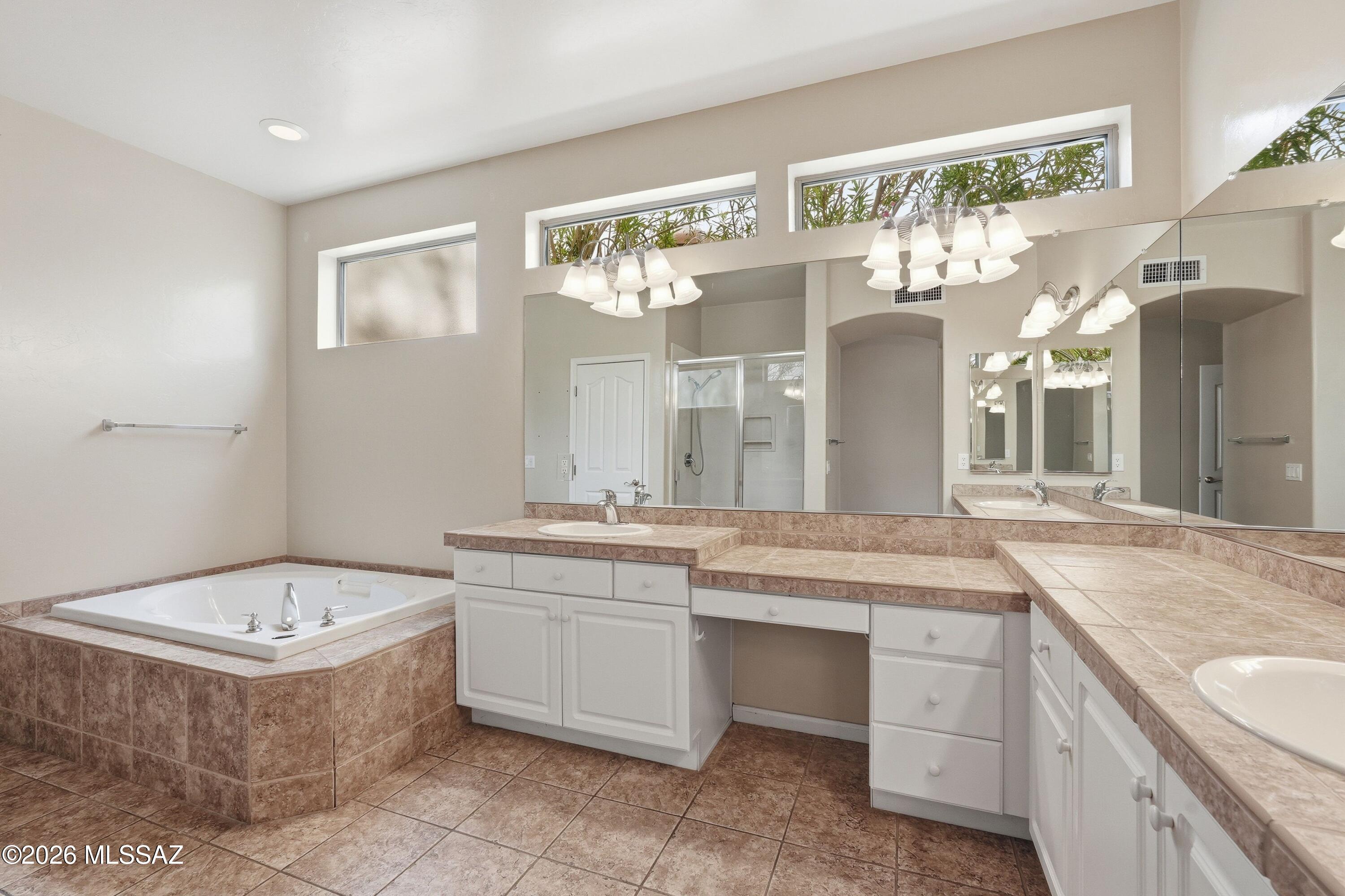 Saddlebrooke - Residential Lease