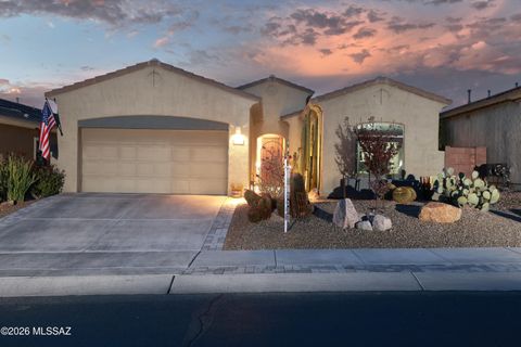 Photo of 12723 N New Reflection Drive, Marana, AZ 85658 (MLS # 22603194)
