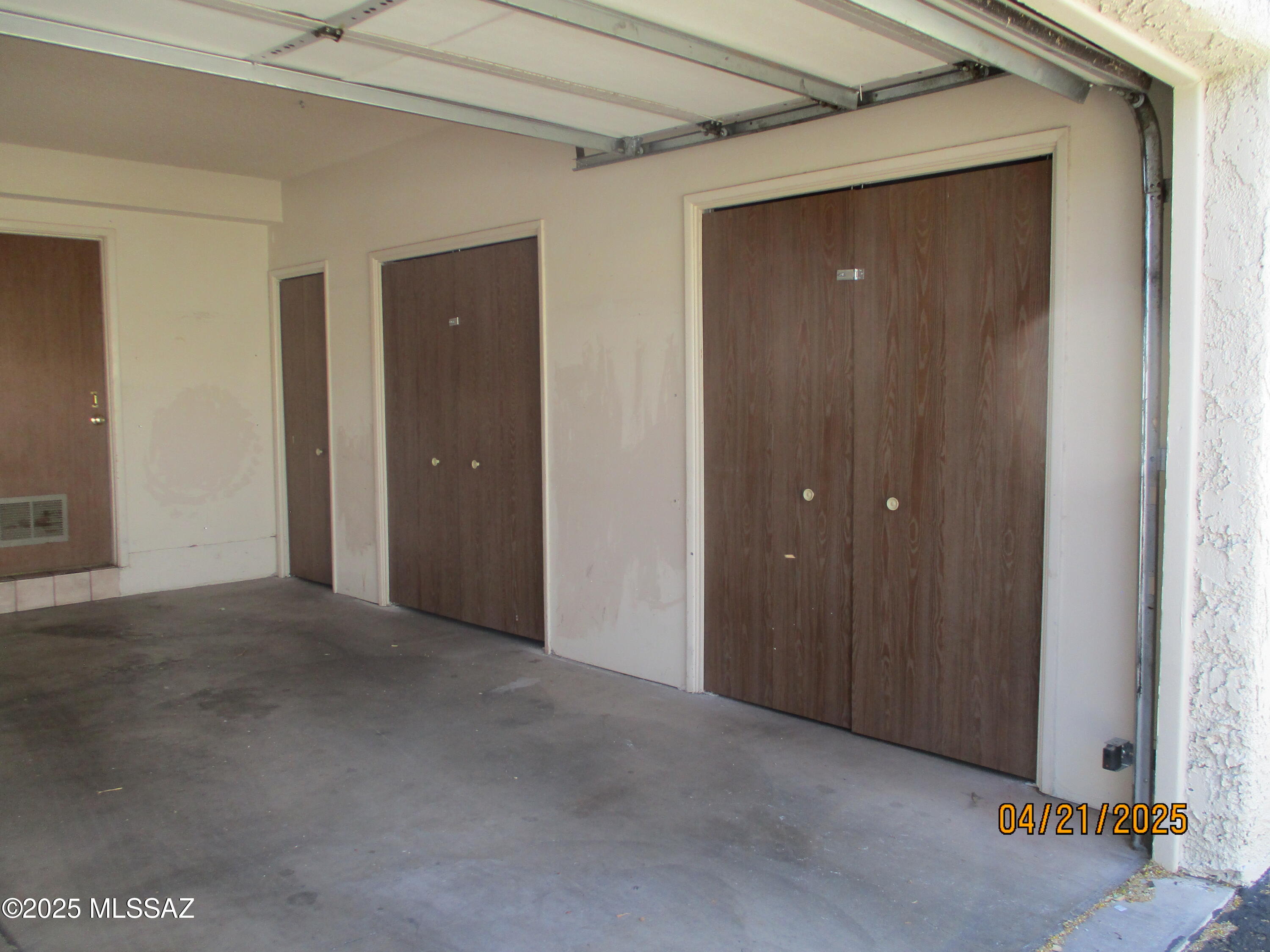 Amended Eastern Heights Village (1-33) - Residential Lease