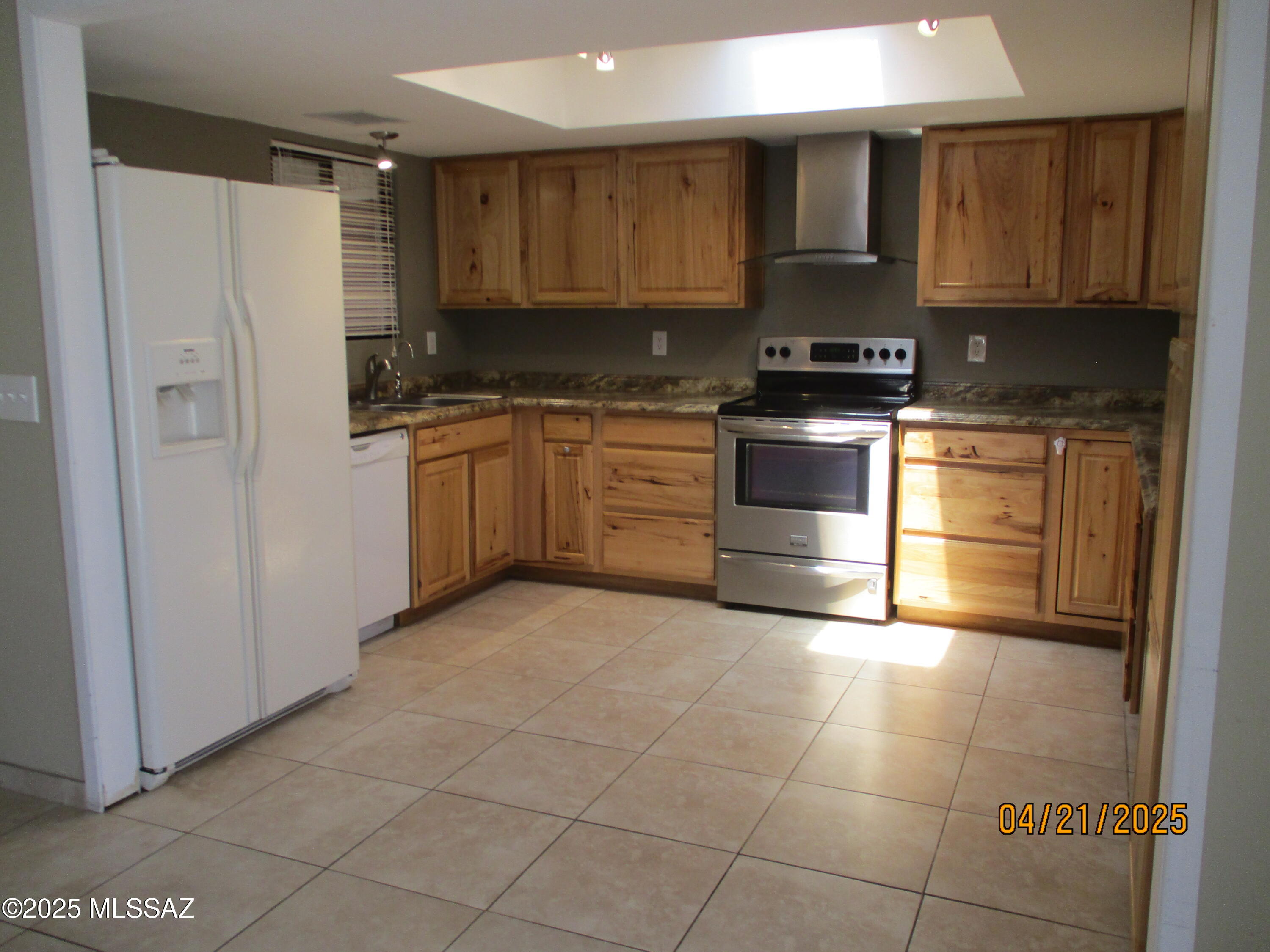 Amended Eastern Heights Village (1-33) - Residential Lease