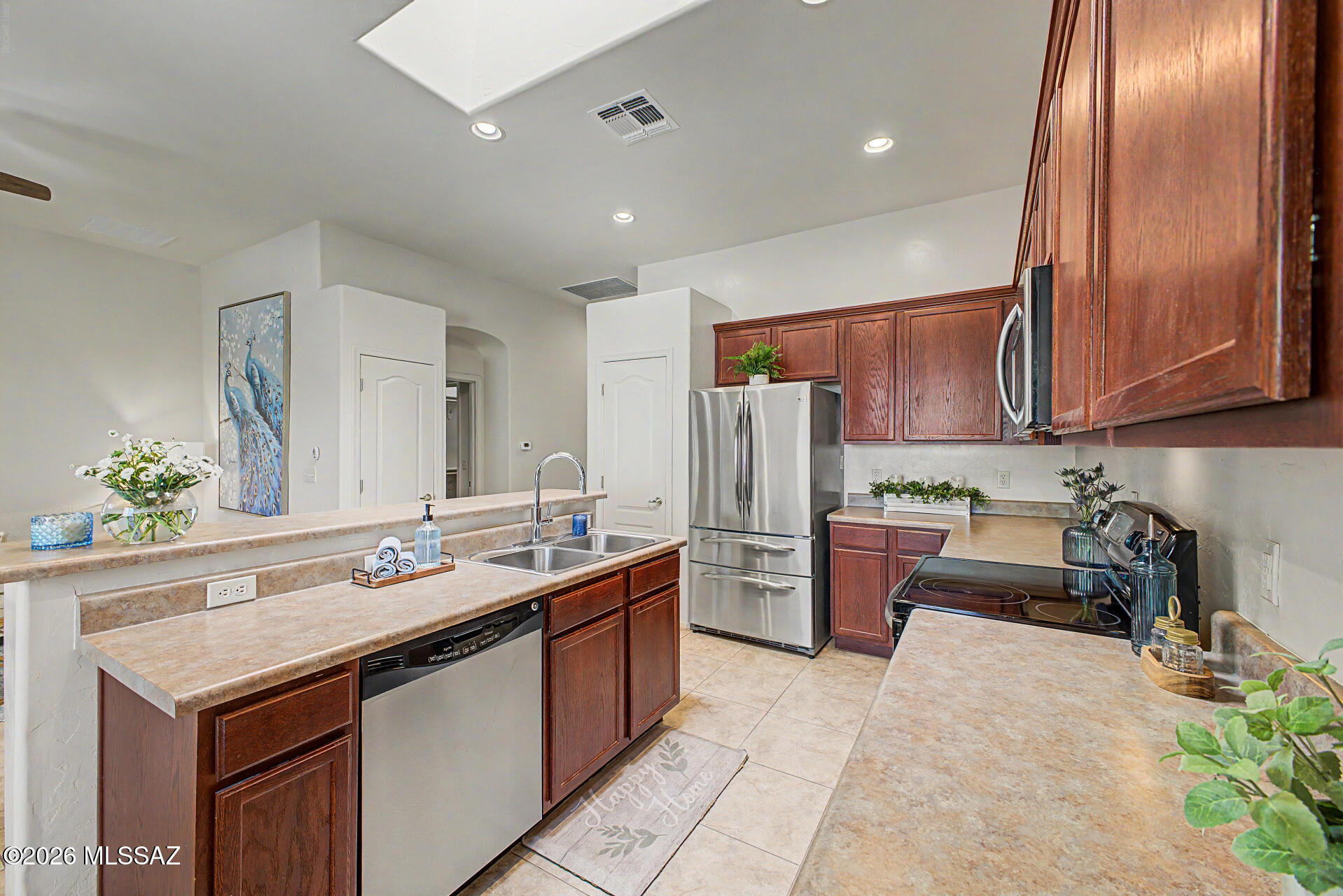 5483 N Quiet Dream Avenue