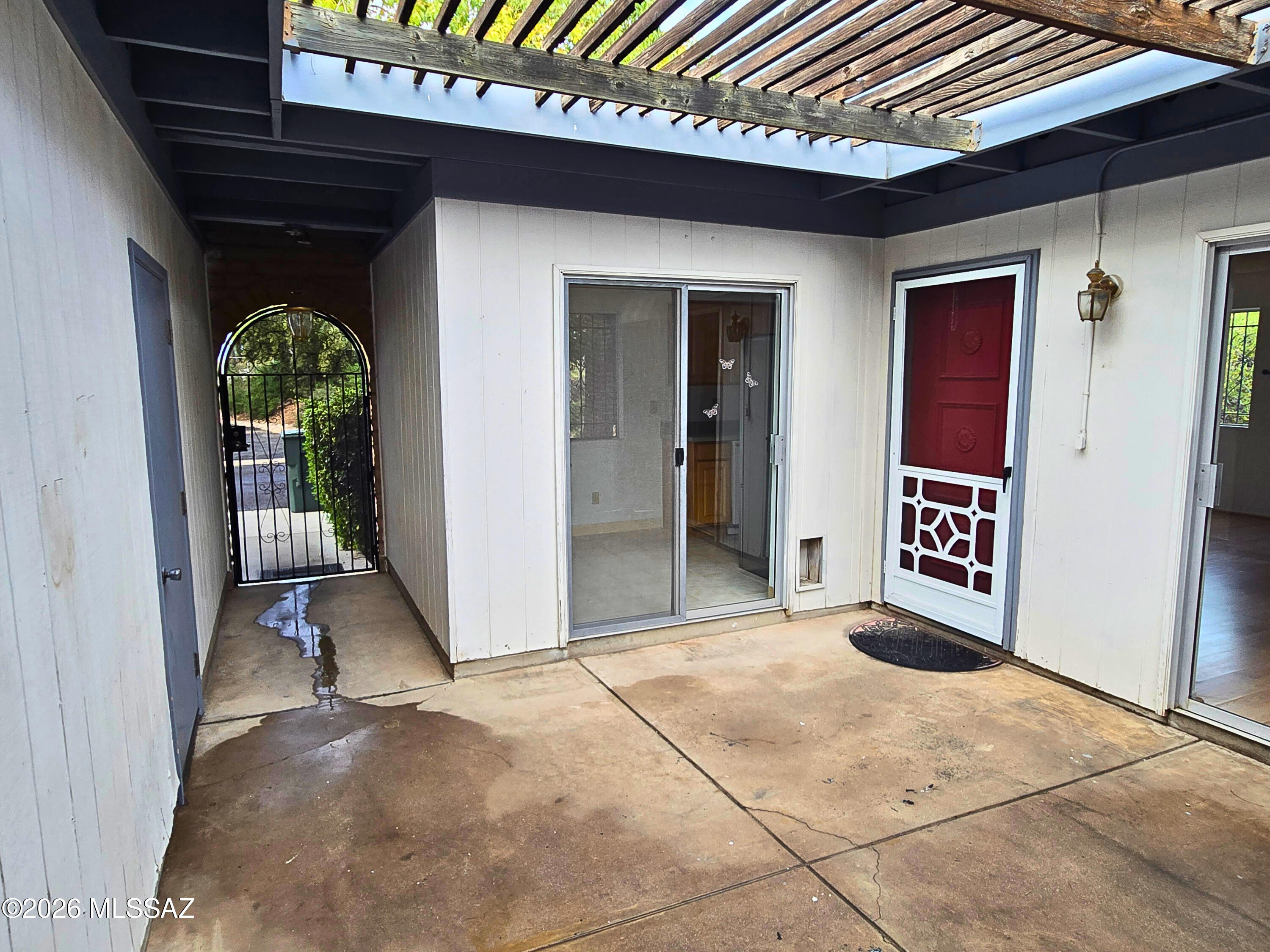 8434 E Brookside Lane