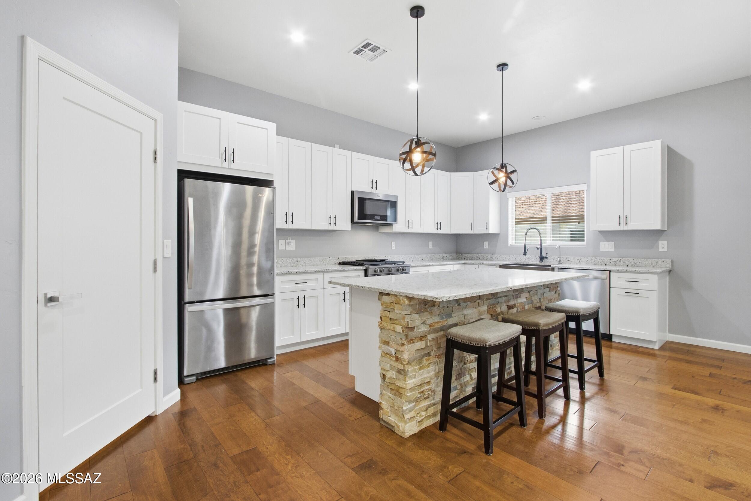 Falcon Ridge (1-41) - Residential
