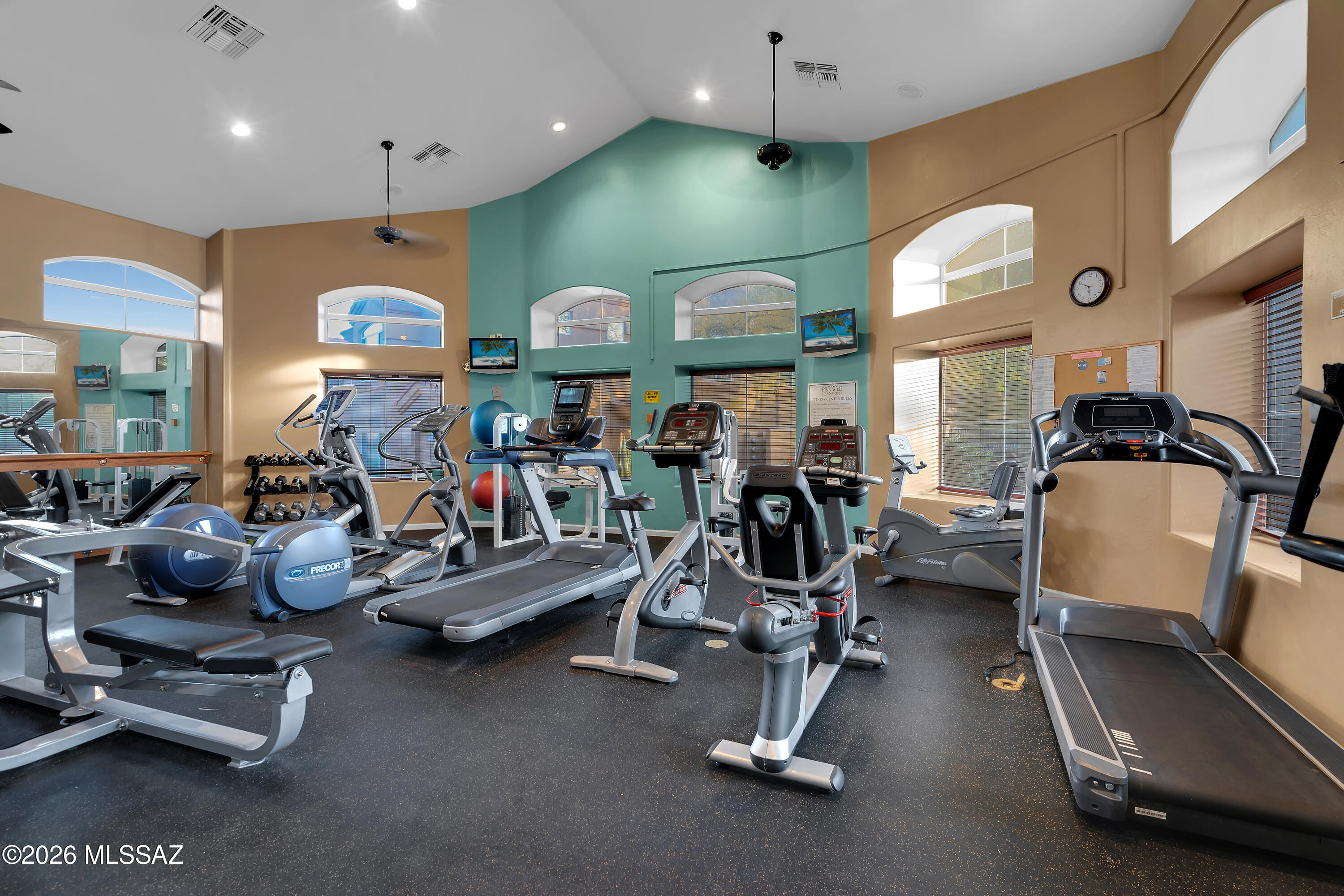 Pinnacle Canyon Condominium - Residential