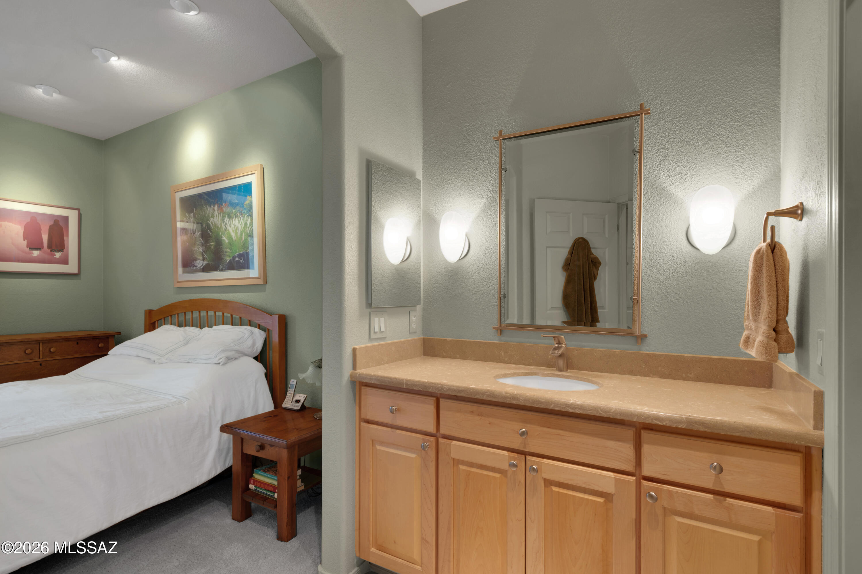 Pinnacle Canyon Condominium - Residential