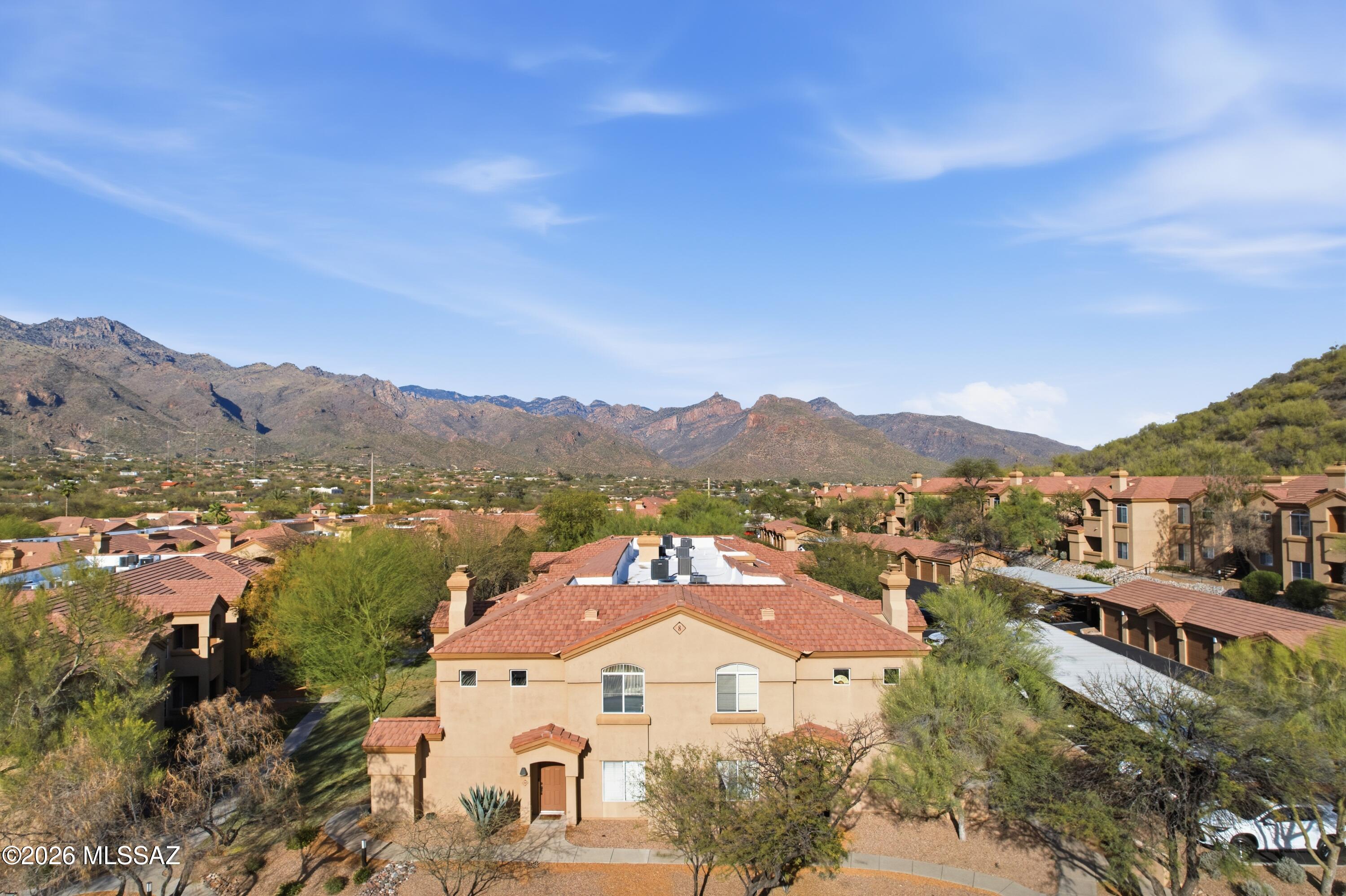 Pinnacle Canyon Condominium - Residential