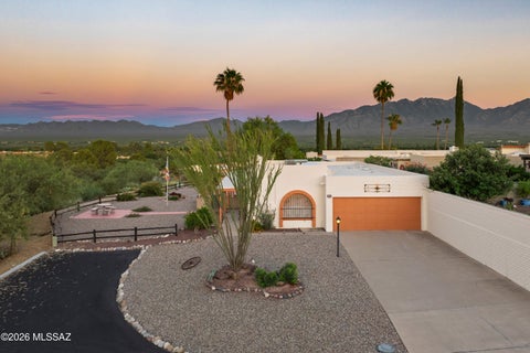 Photo of 2671 S Calle Murrillo, Green Valley, AZ 85622 (MLS # 22622958)