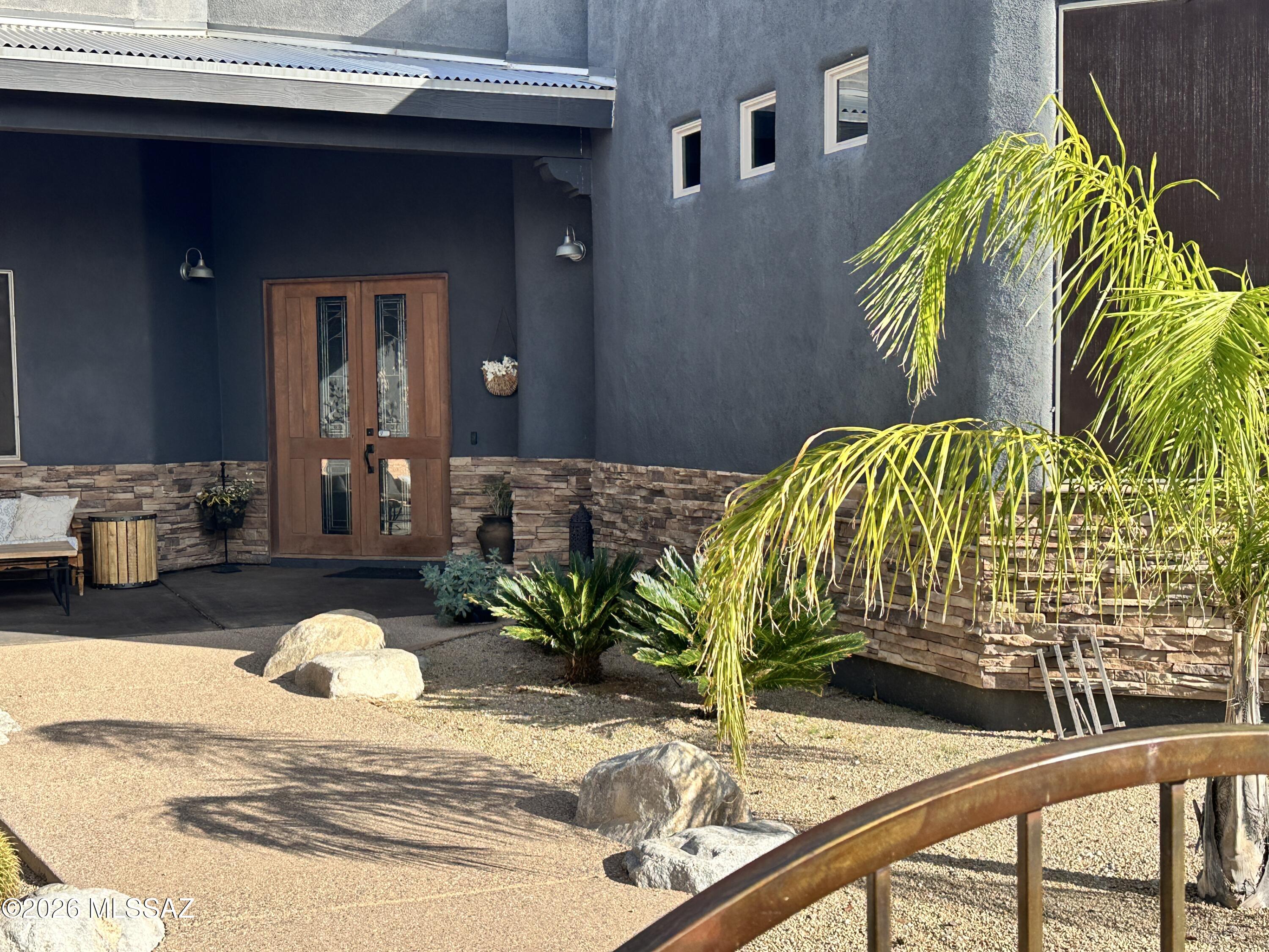 12520 N La Canada Drive