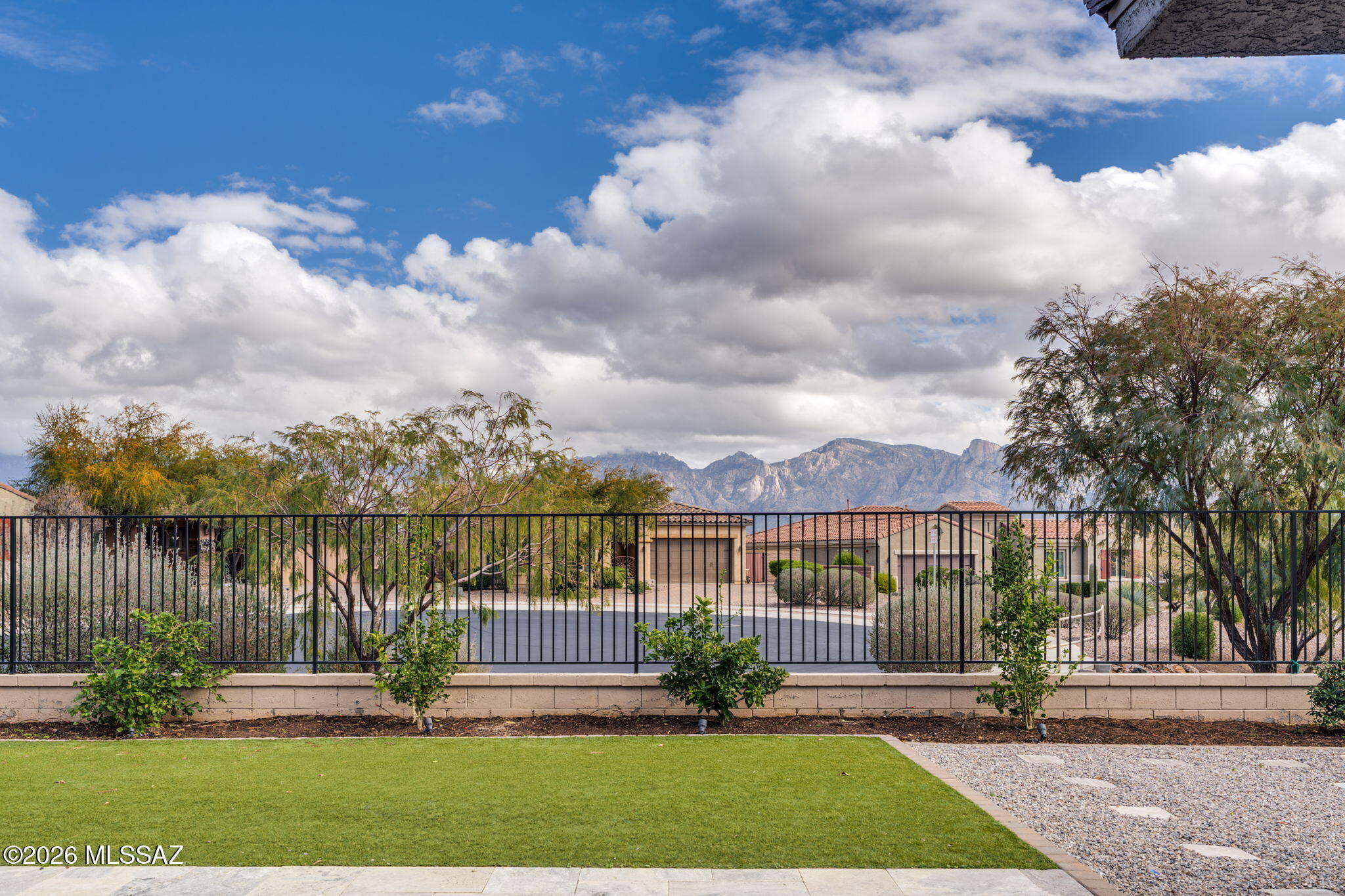 13220 N Fluffgrass Place