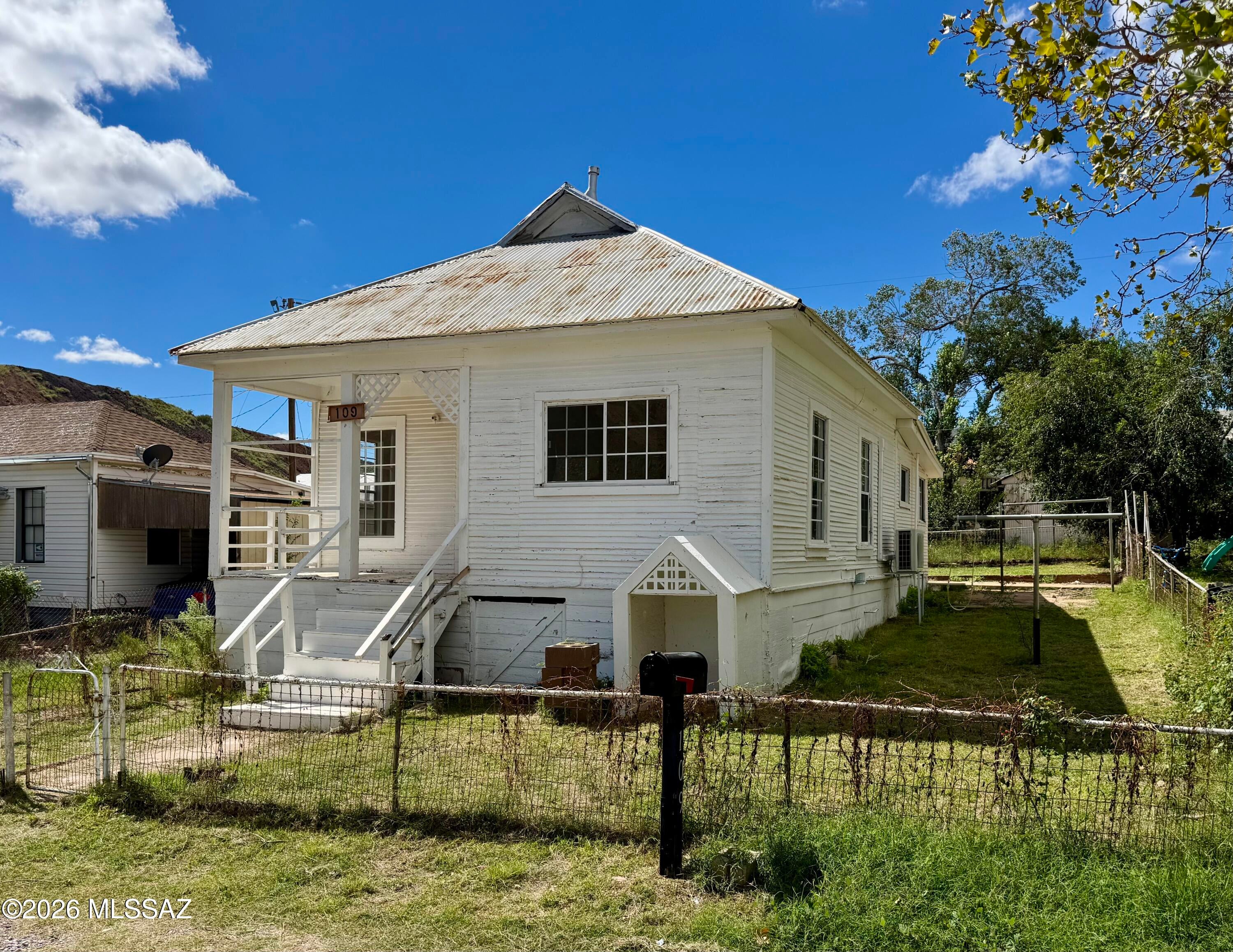 109 E Street