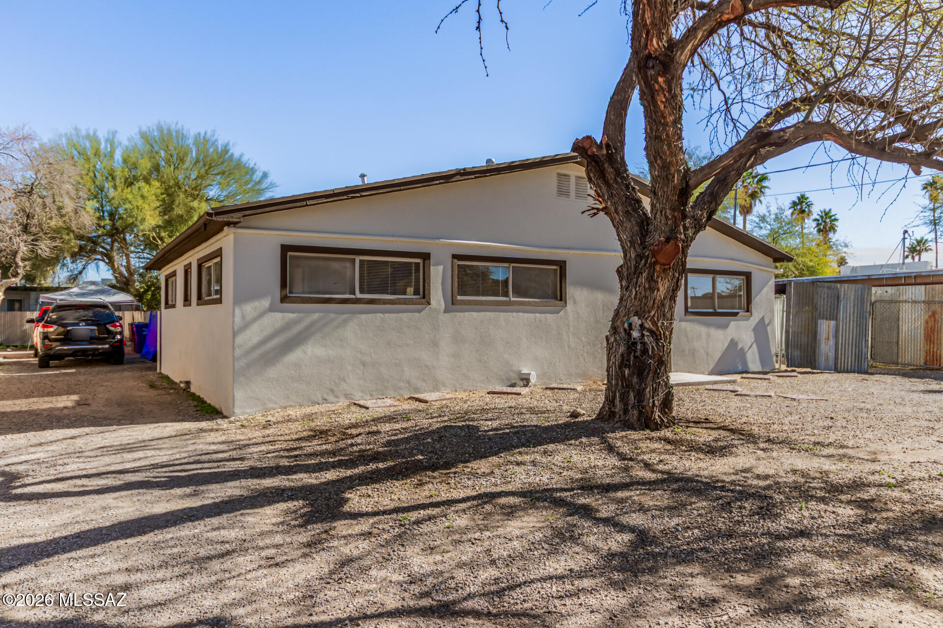 1304 N Catalina Avenue