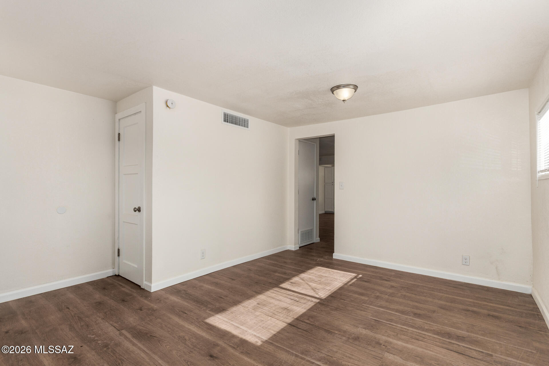 1304 N Catalina Avenue