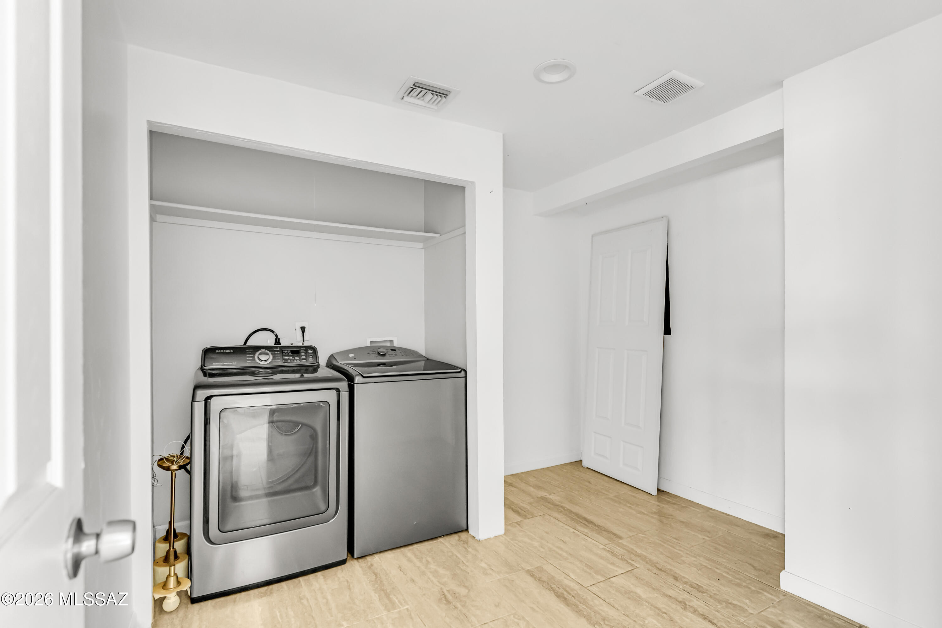 Longview Estates (57-107) - Residential