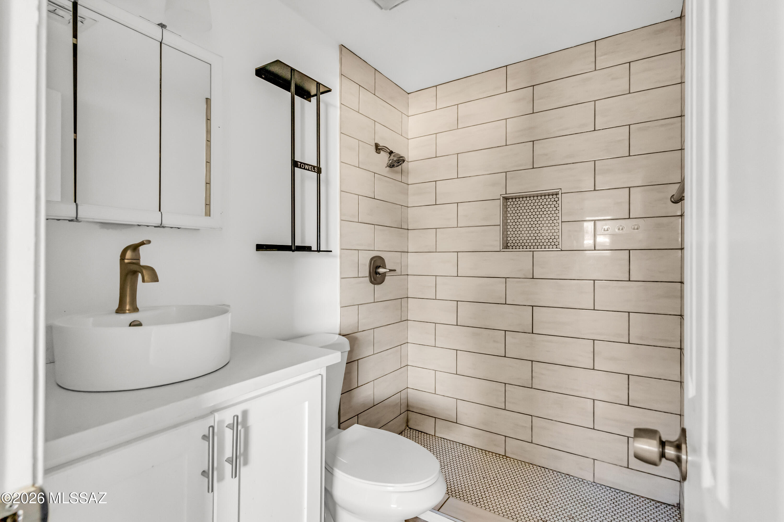 Longview Estates (57-107) - Residential
