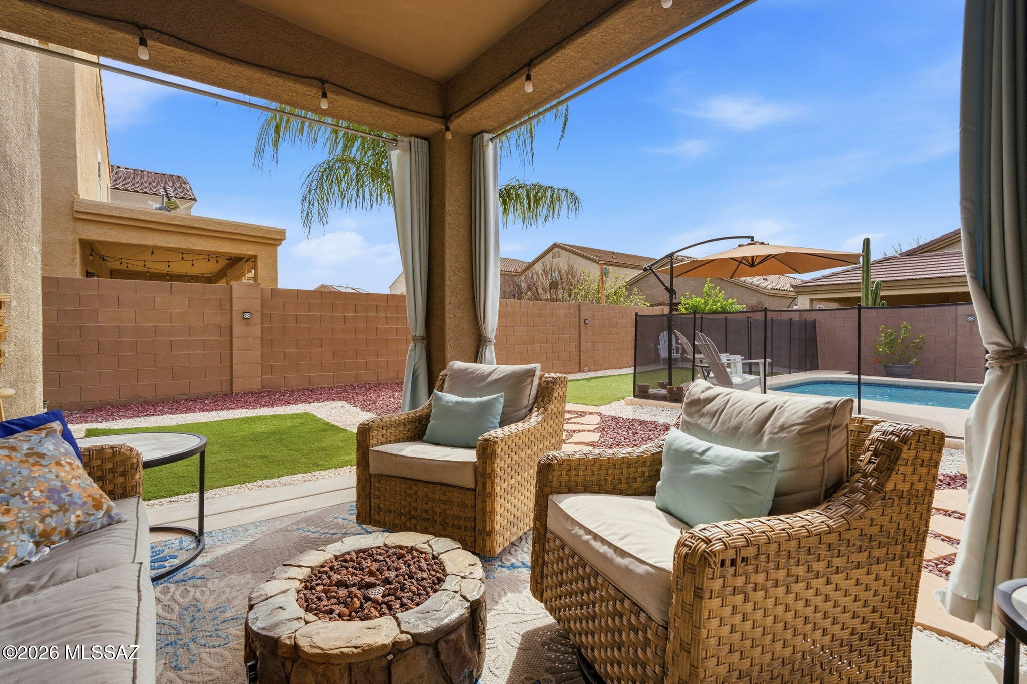 Vista Del Lago Norte SQ20140780198 - Residential