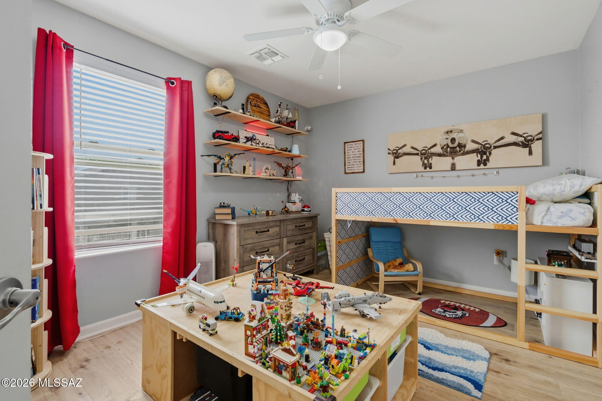 Vista Del Lago Norte SQ20140780198 - Residential